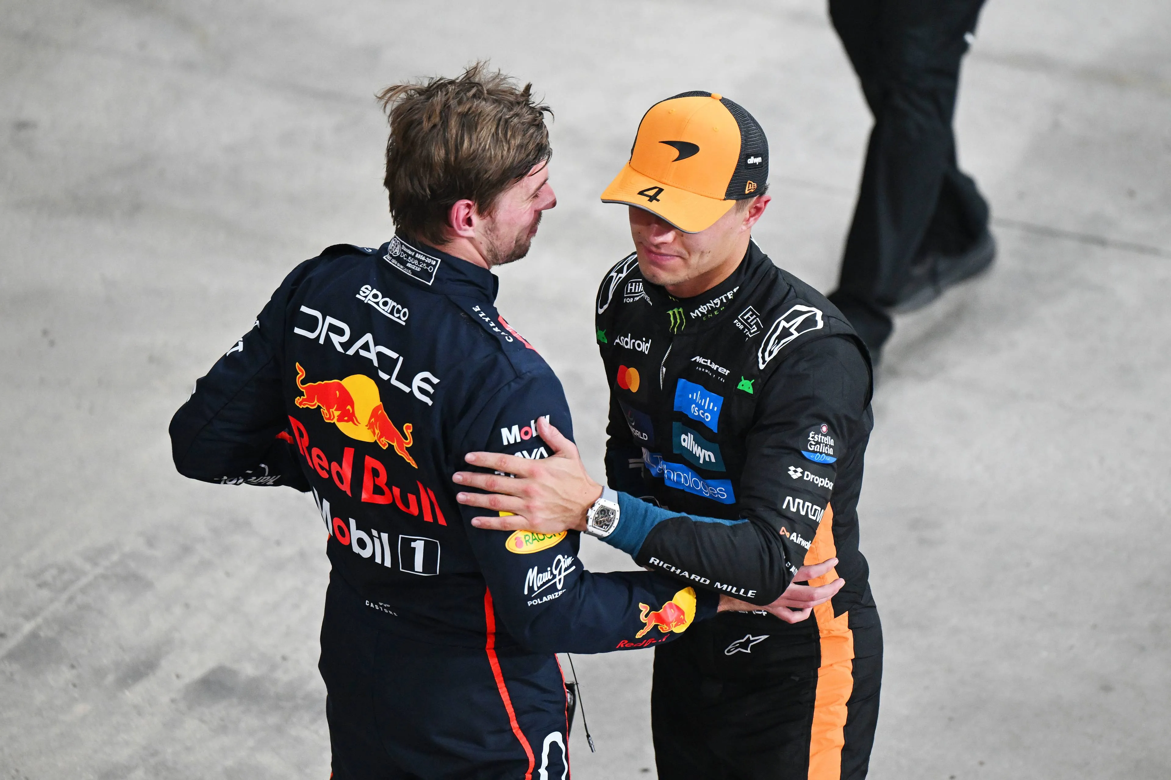 Vader Norris maakt geen vrienden met uitspraak ‘over Verstappen’ in seizoen waarin Max Lando overschaduwde