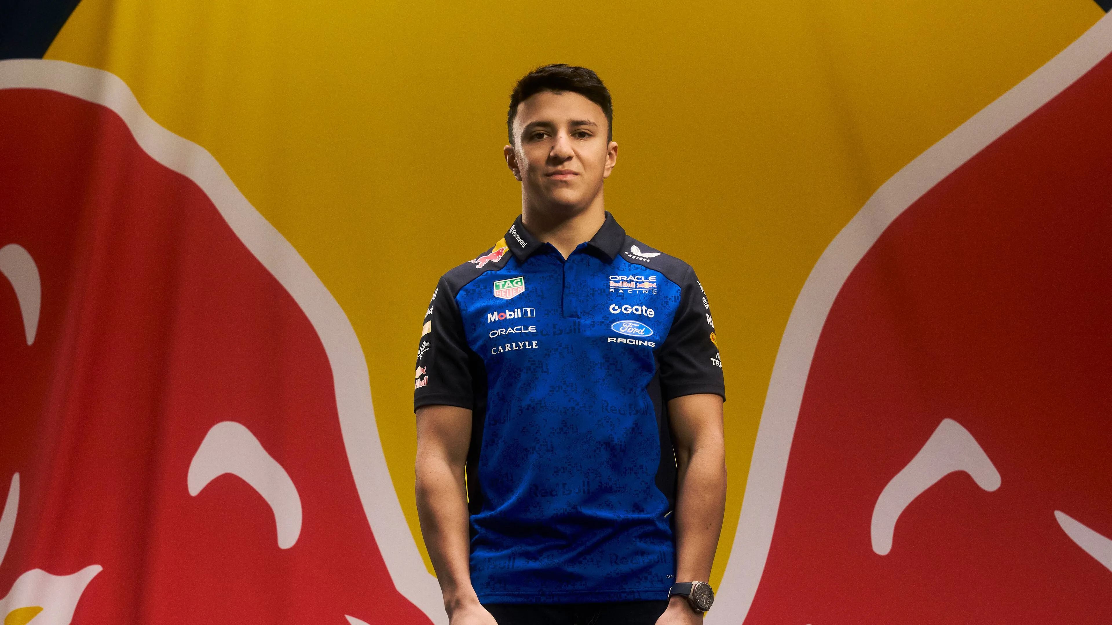 Eerste testdag: Mercedes daagt Hadjar uit, maar Red Bull slaat terug met snelste tijd