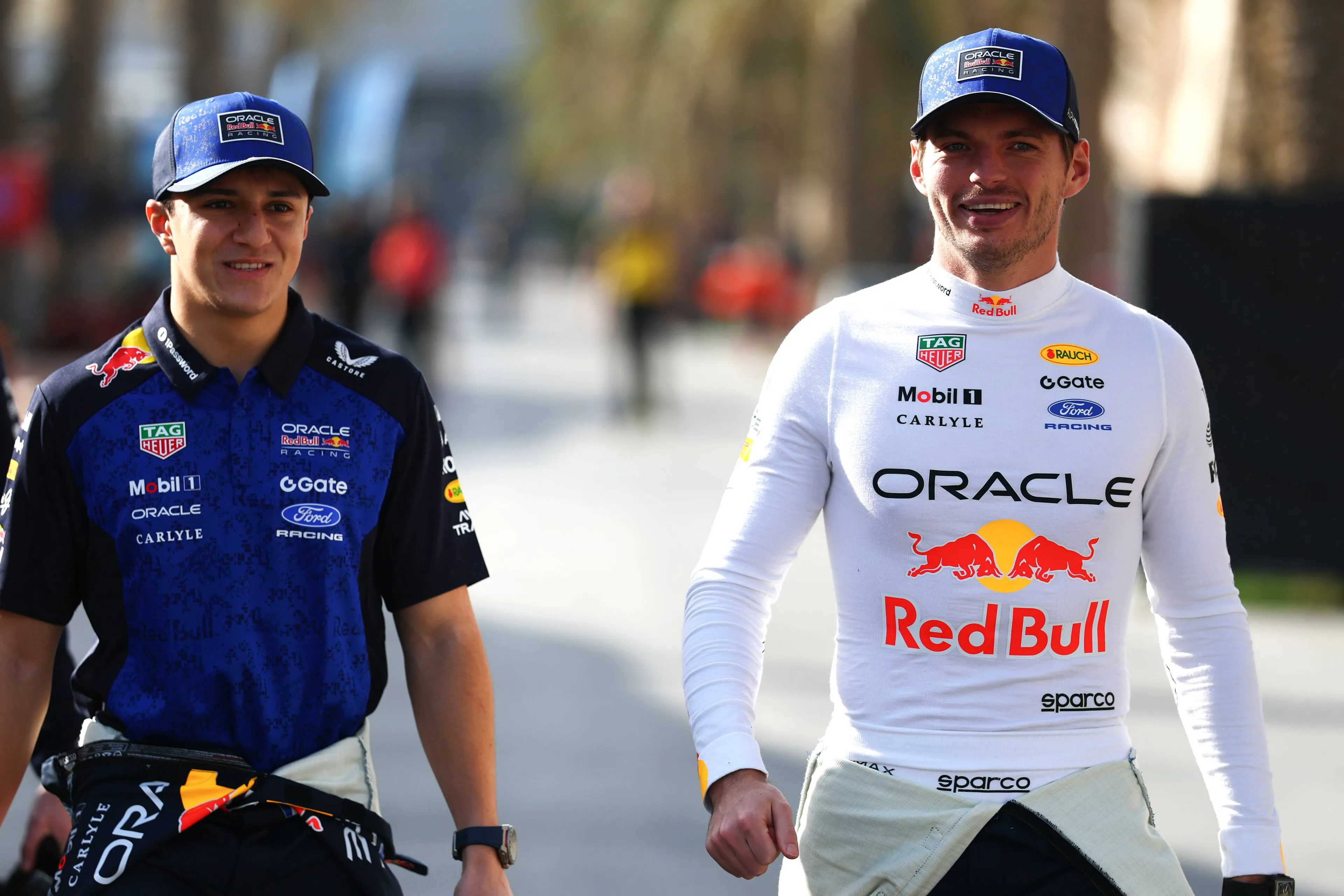 max-verstappen-isack-hadjar-red-bull-racing-wintertest-bahrein-2026-1