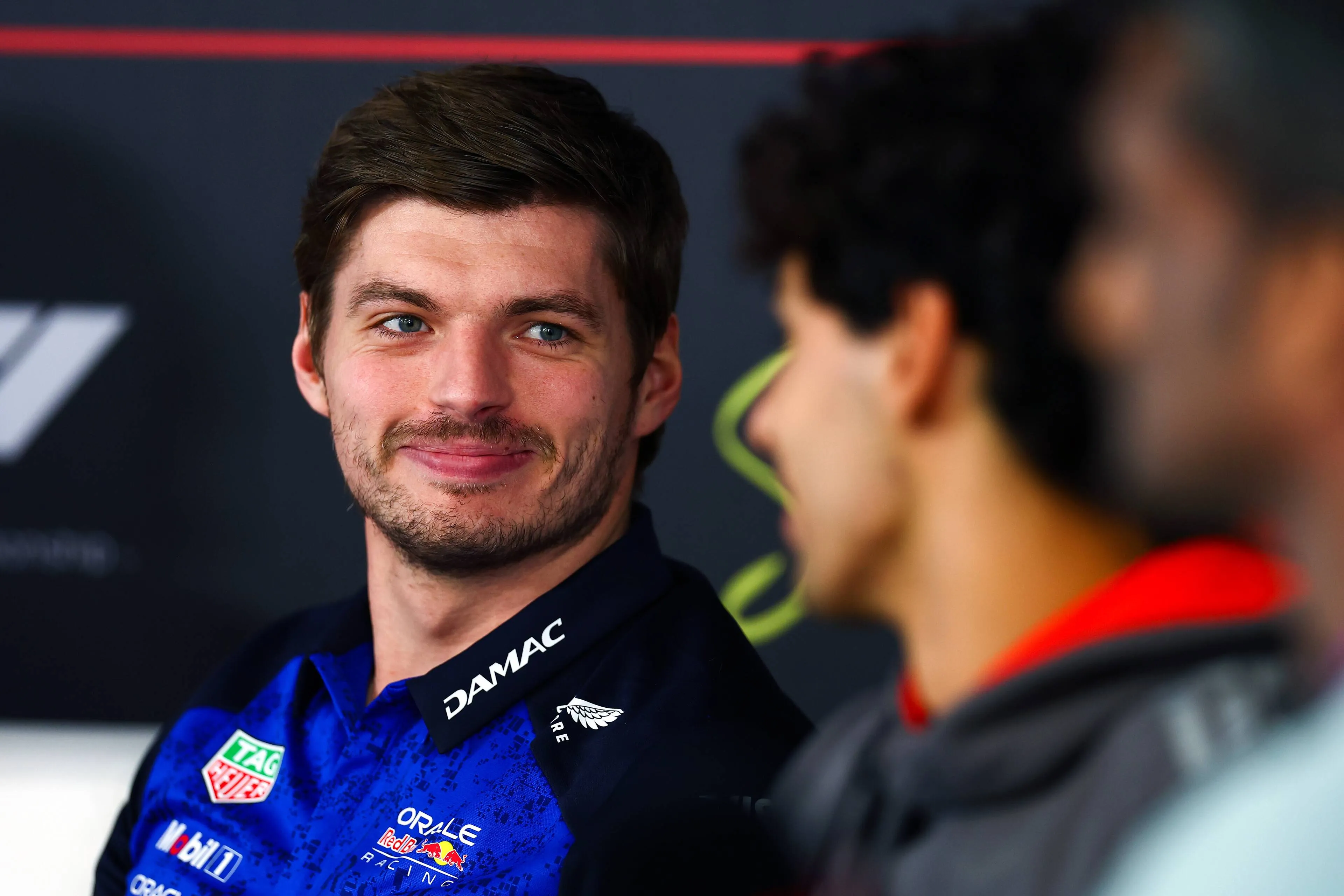 max-verstappen-red-bull-racing-bahrein-wintertest-persconferentie-gabriel-bortoleto-14