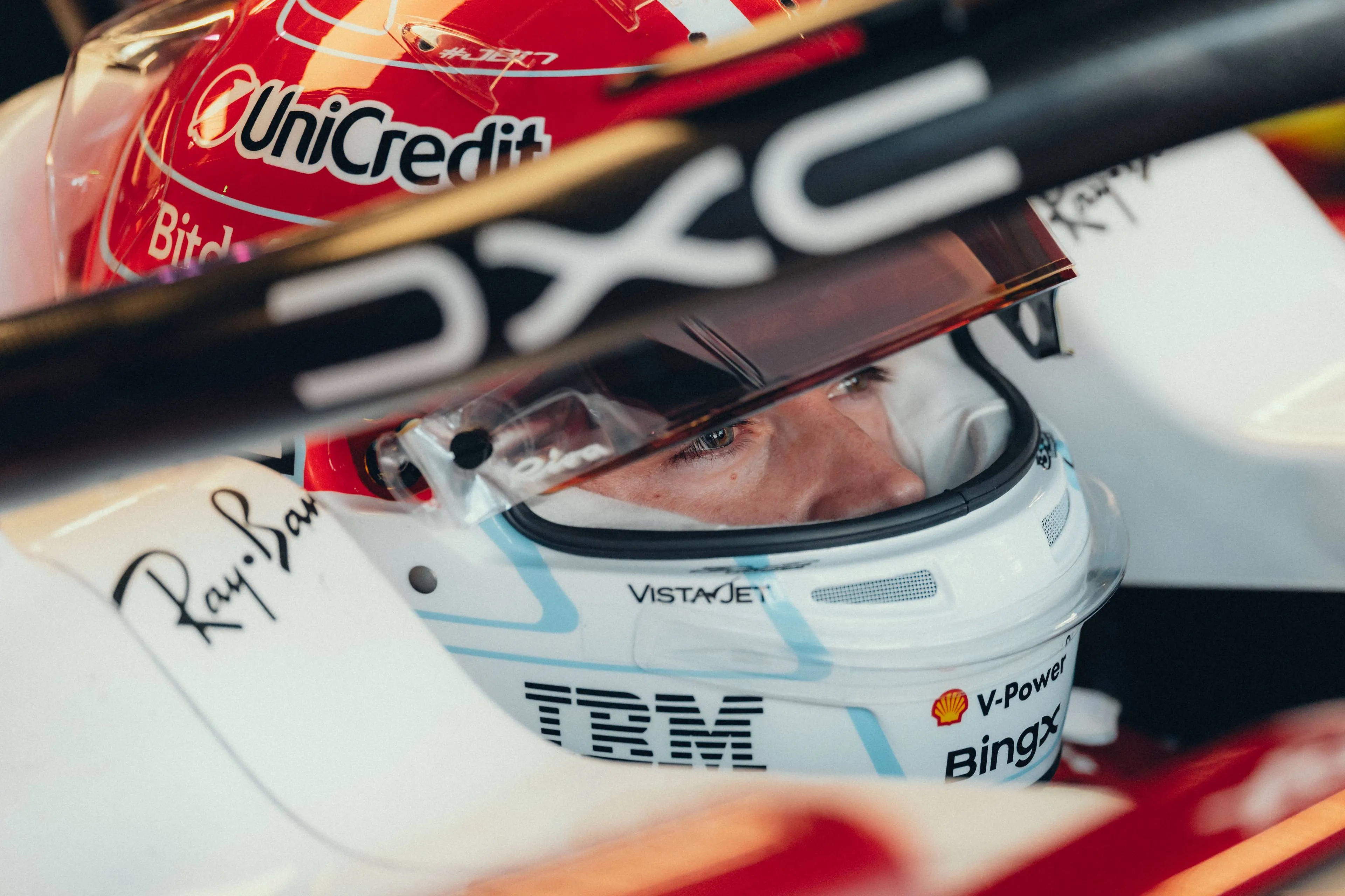 charles-leclerc-ferrari-japan-suzuka-vt2-1-helm