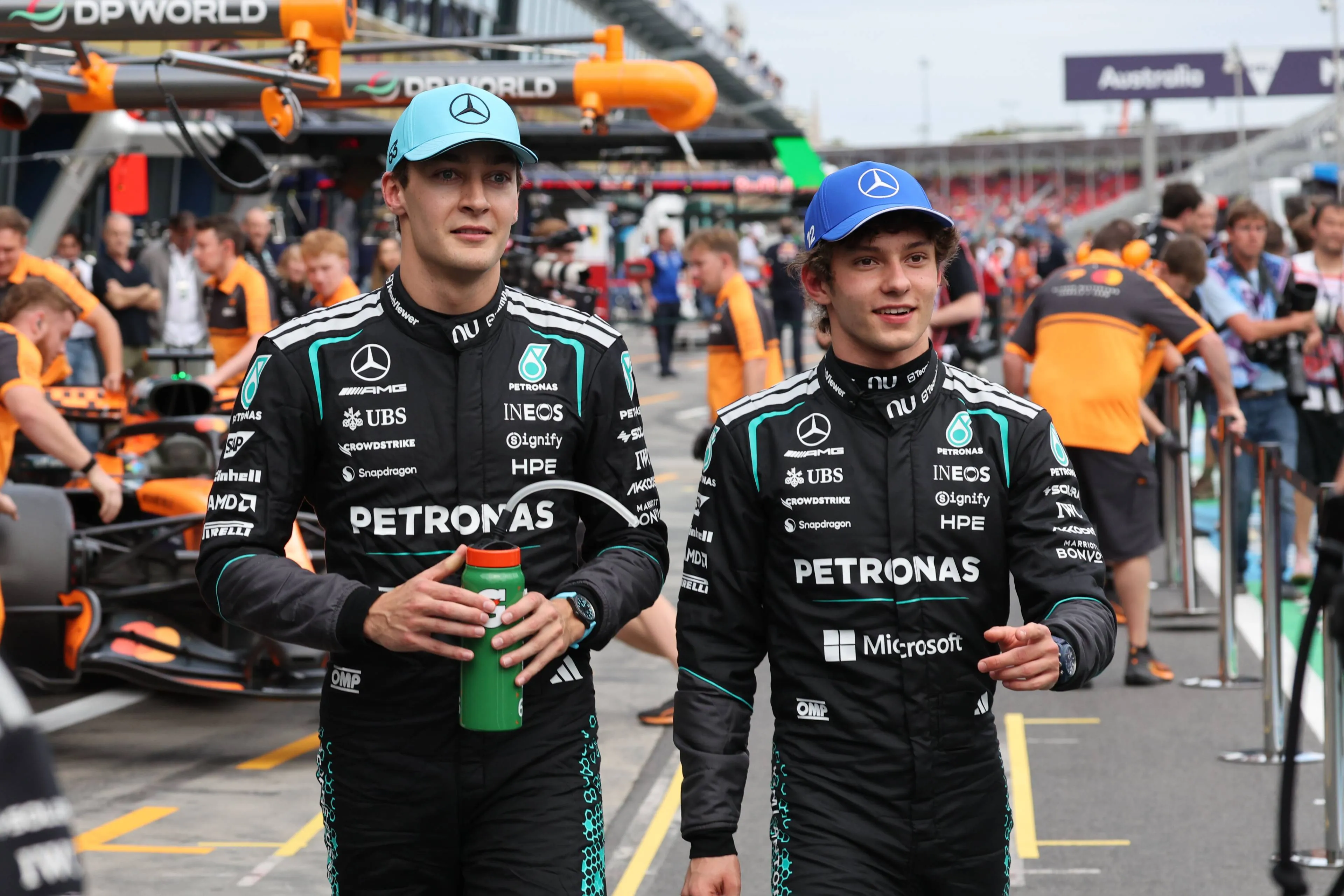 george-russell-kimi-antonelli-mercedes-2026-zaterdag-kwalificatie-australie-1
