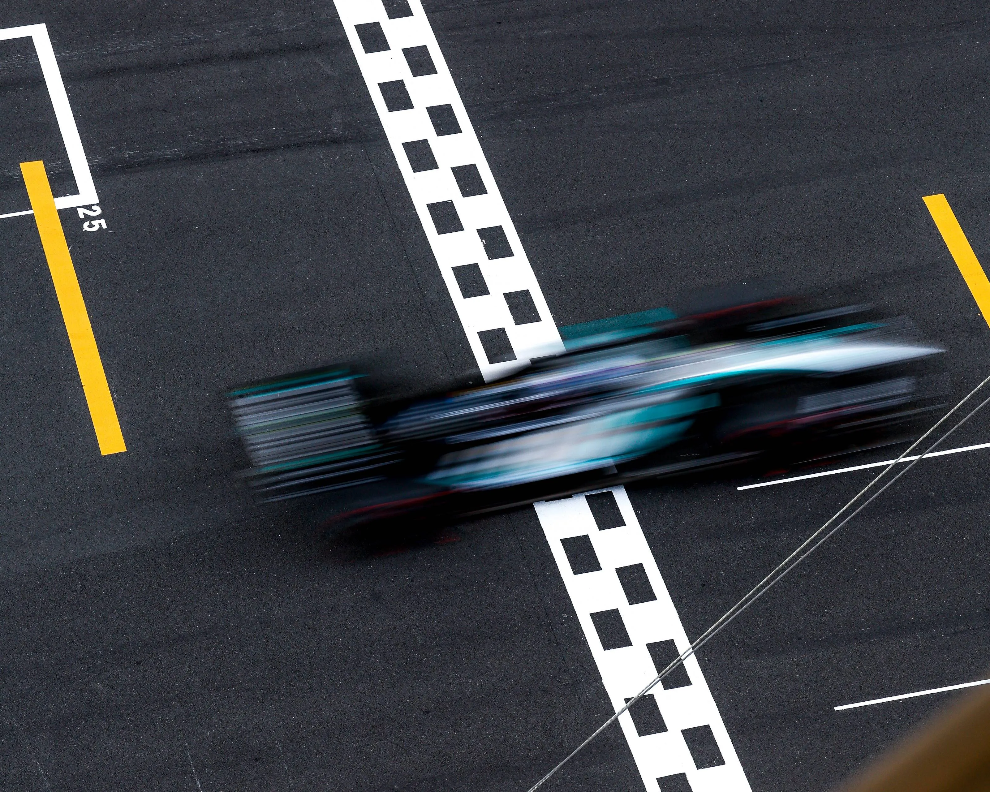 george-russell-mercedes-china-sprintrace-vrijdag-19
