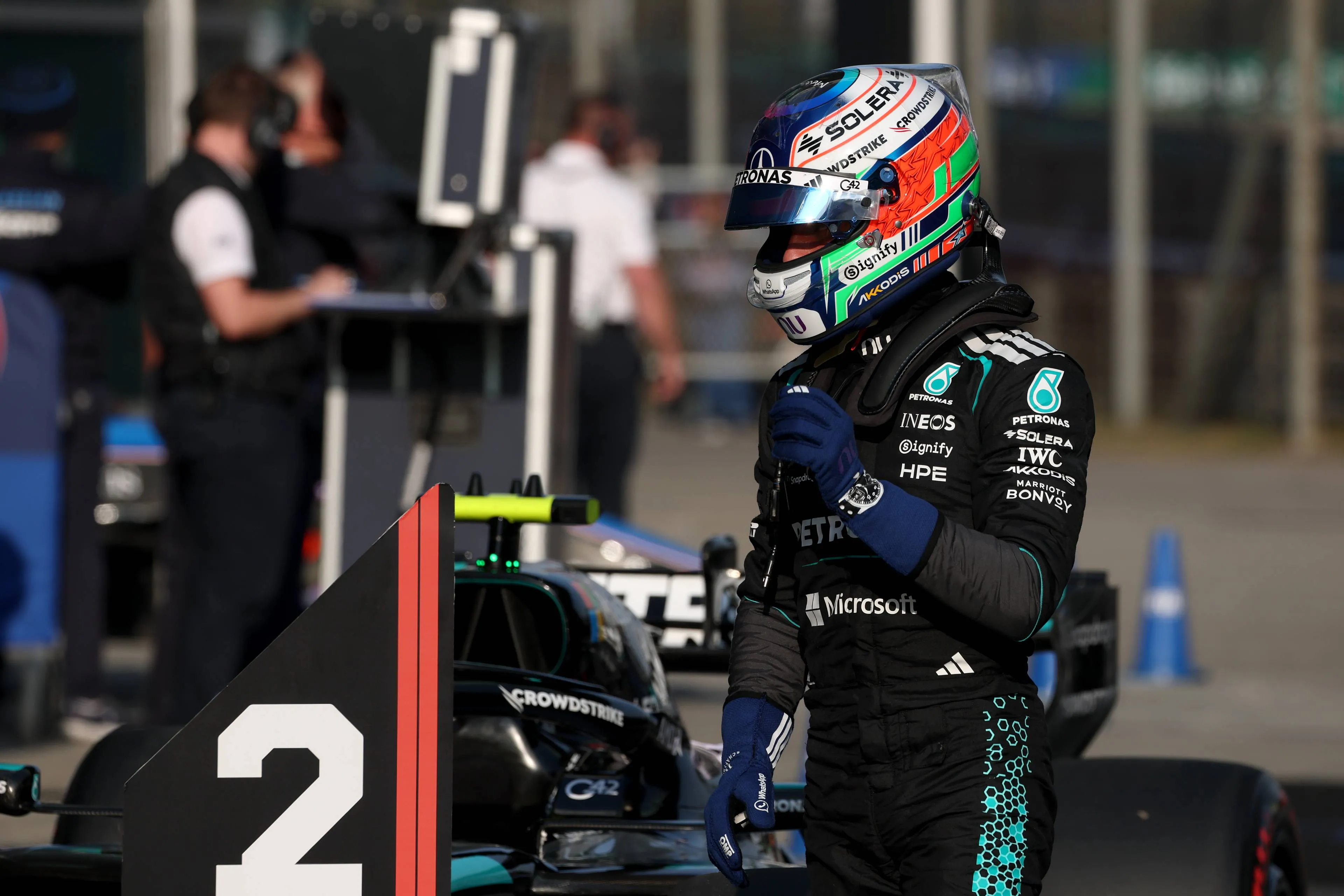 kimi-antonelli-mercedes-china-sprintrace-vrijdag-16