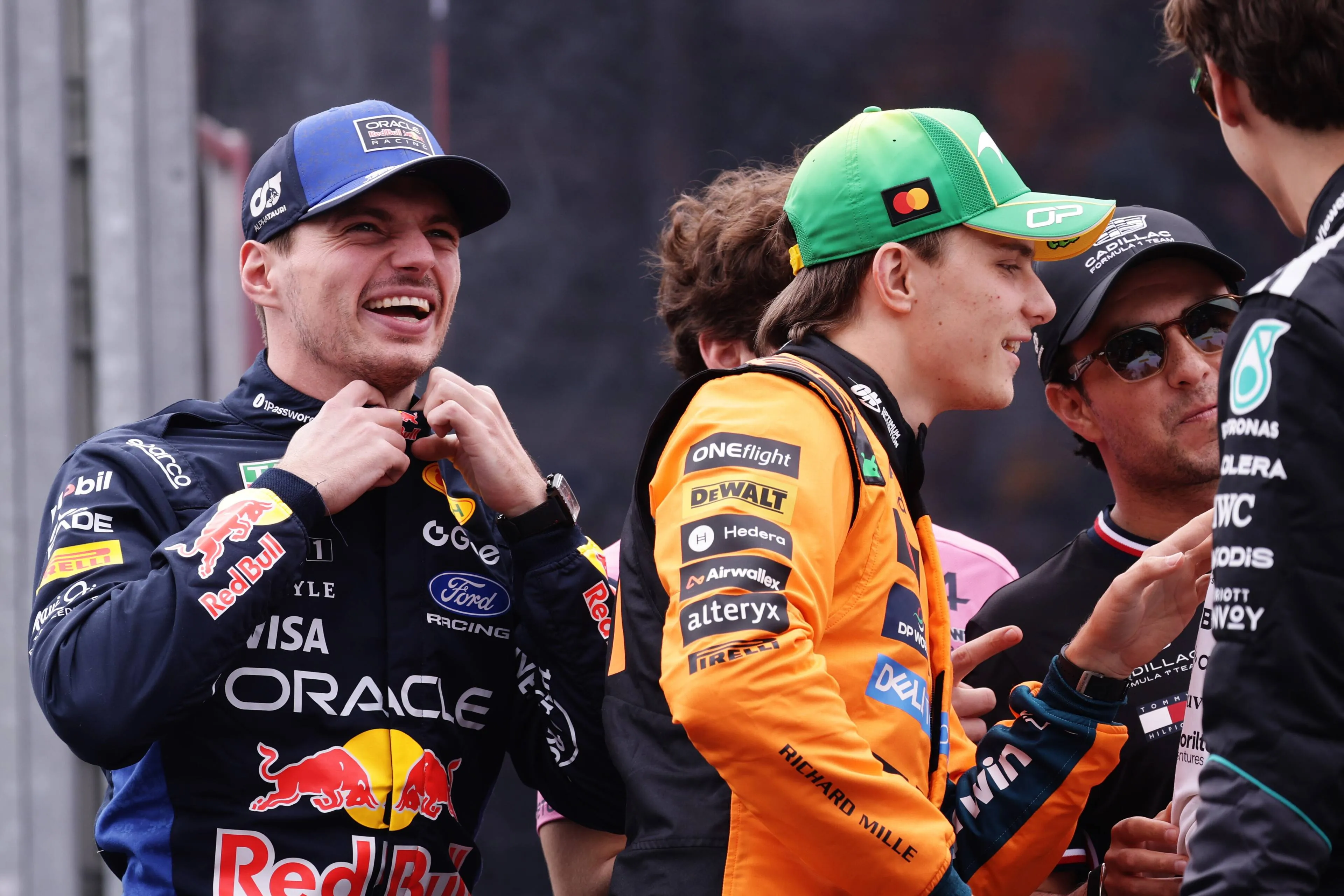 red-bull-racing-max-verstappen-gp-australie-zondag-2026-oscar-piastri-mclaren