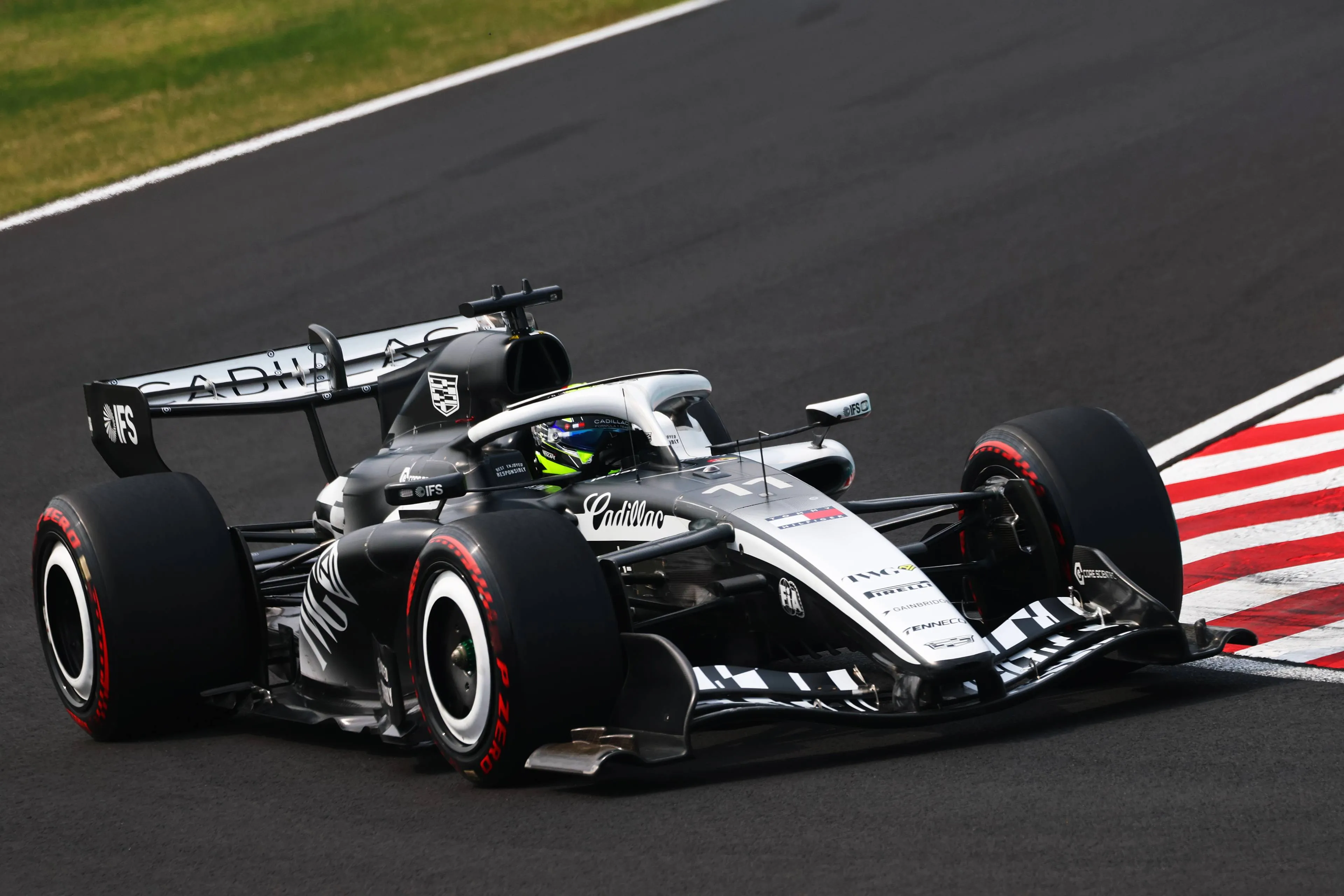 sergio-perez-cadillac-2026-pirelli-zondag-japan-race