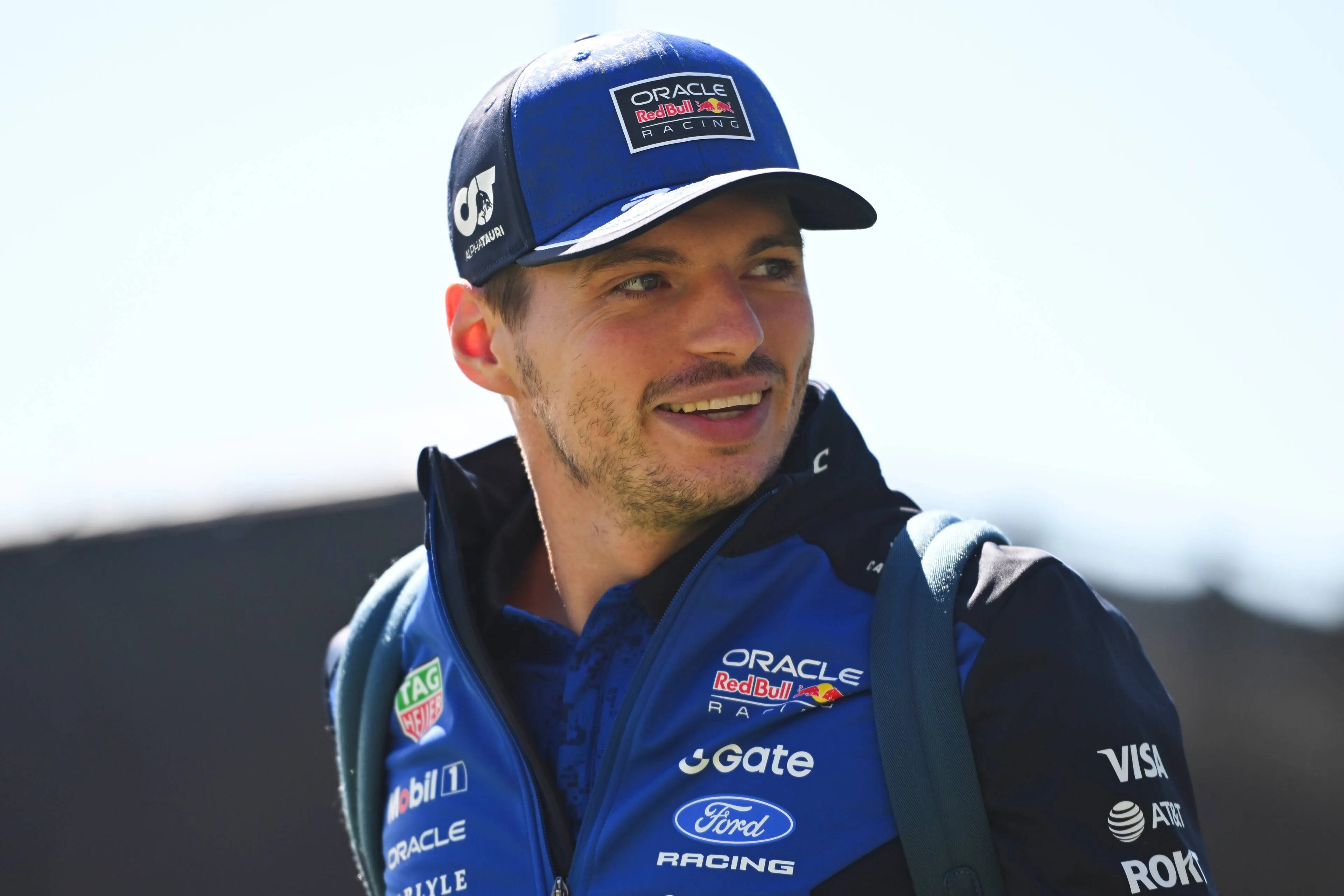 max-verstappen-red-bull-racing-canada-vrijdag-12-lach