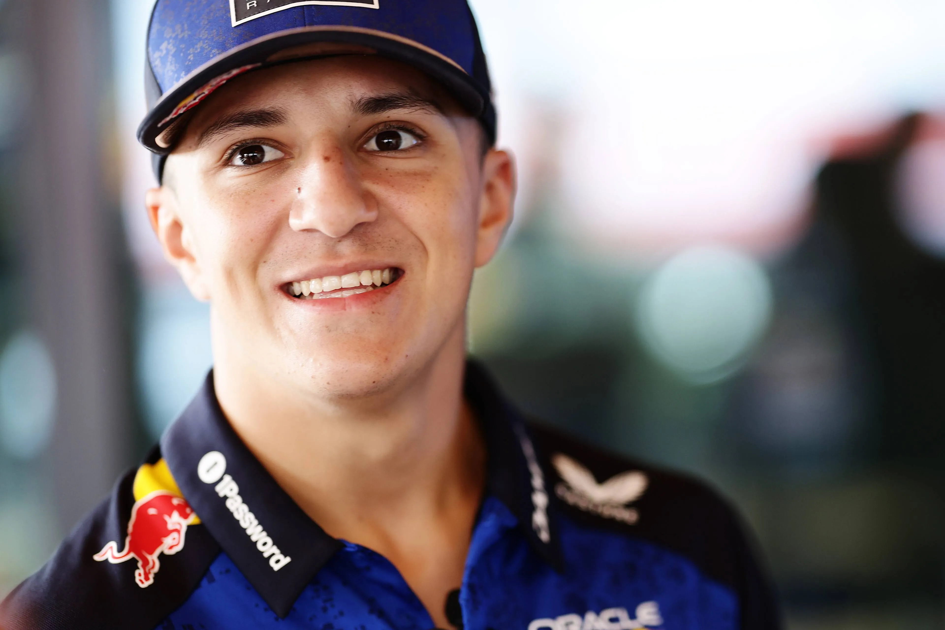 isack-hadjar-red-bull-racing-spanje-barcelona-donderdag