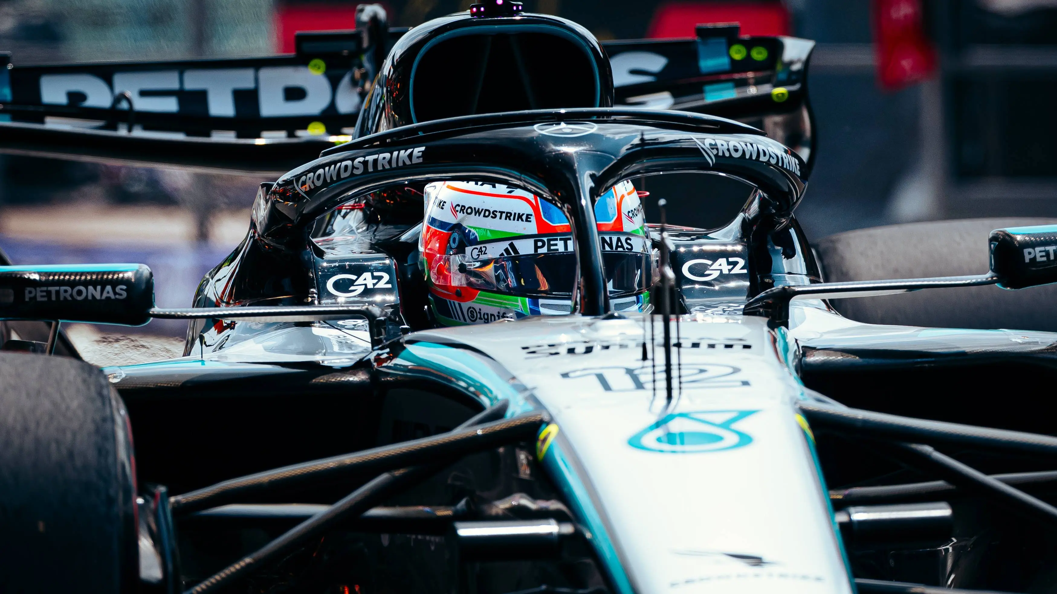 kimi-antonelli-mercedes-2026-kwalificatie-zaterdag-belgie-helm