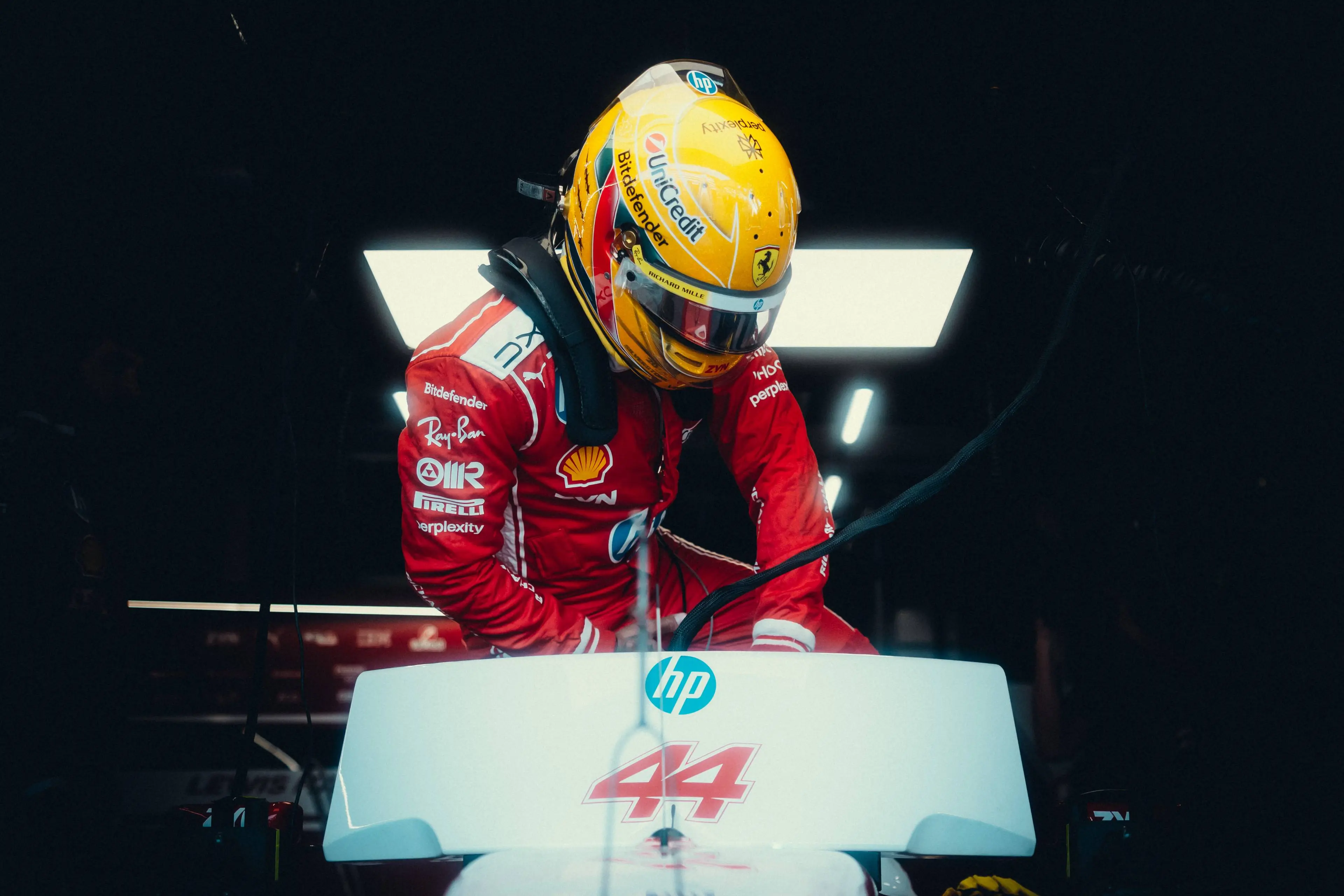 lewis-hamilton-ferrari-gp-groot-brittannie-2026-vrijdag-5