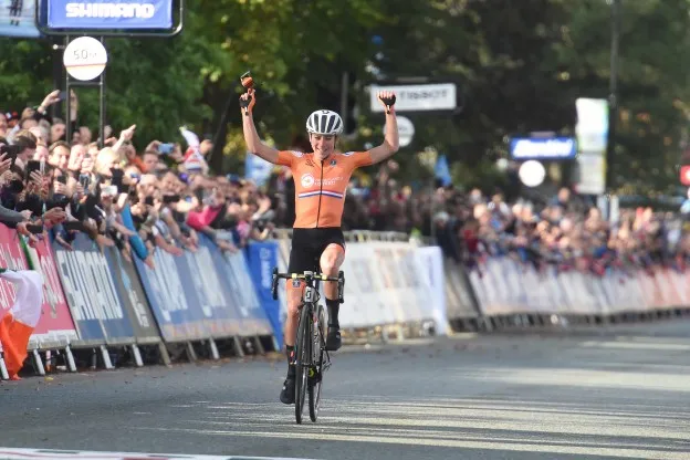 Sirotti Annemiek van Vleuten WKjpg