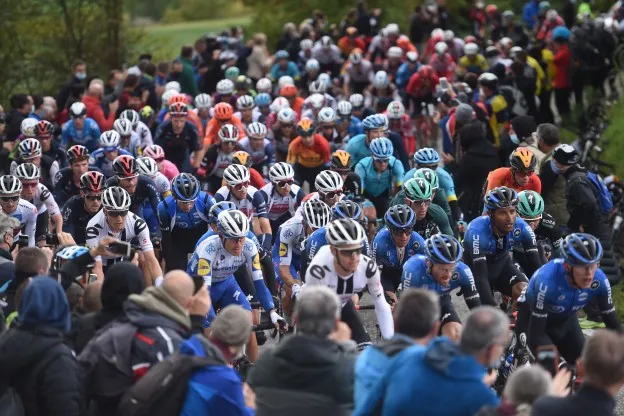 Sirotti Giro peloton algemeen publiek