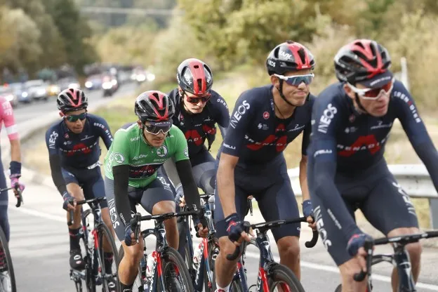 Sirotti Carapaz Van Baarle INEOSjpg