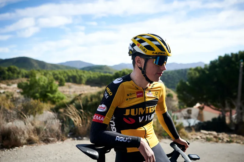 Kooij mengt zich in Brugge-De Panne weer met wereldtop: 'Zette mijn sprint net te vroeg in'