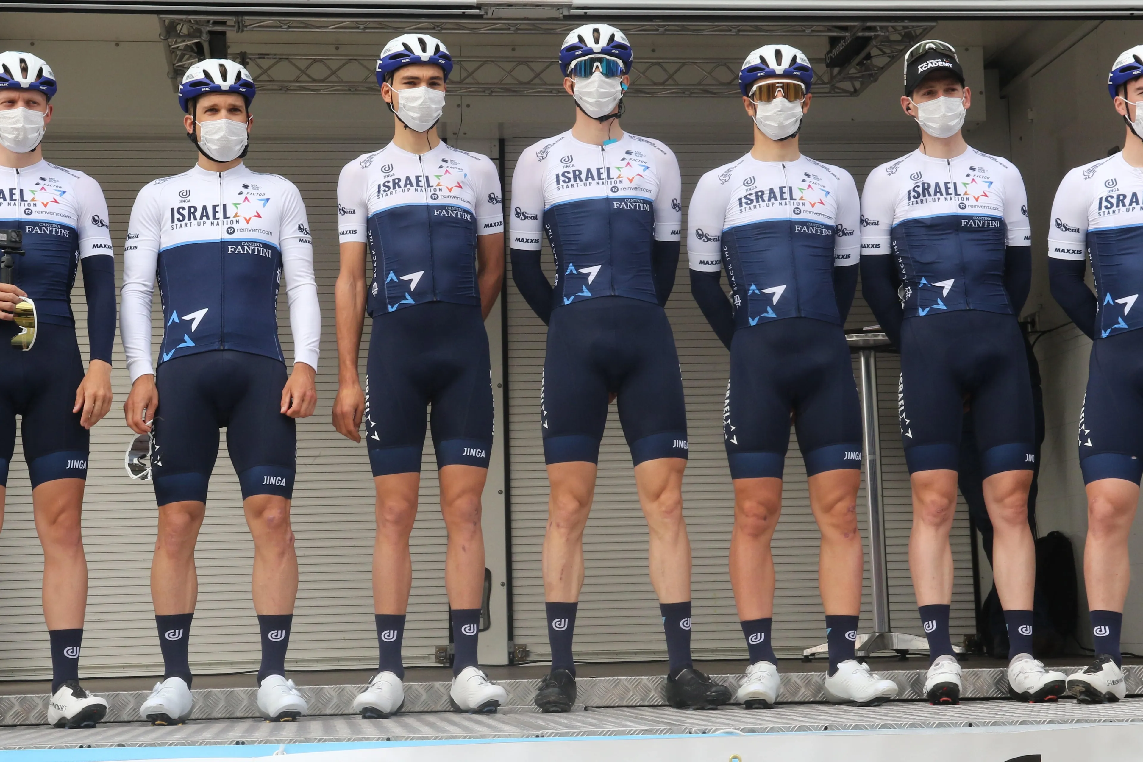 Mareczko wint ochtendetappe Coppi e Bartali, Israel Start-Up Nation de ploegentijdrit