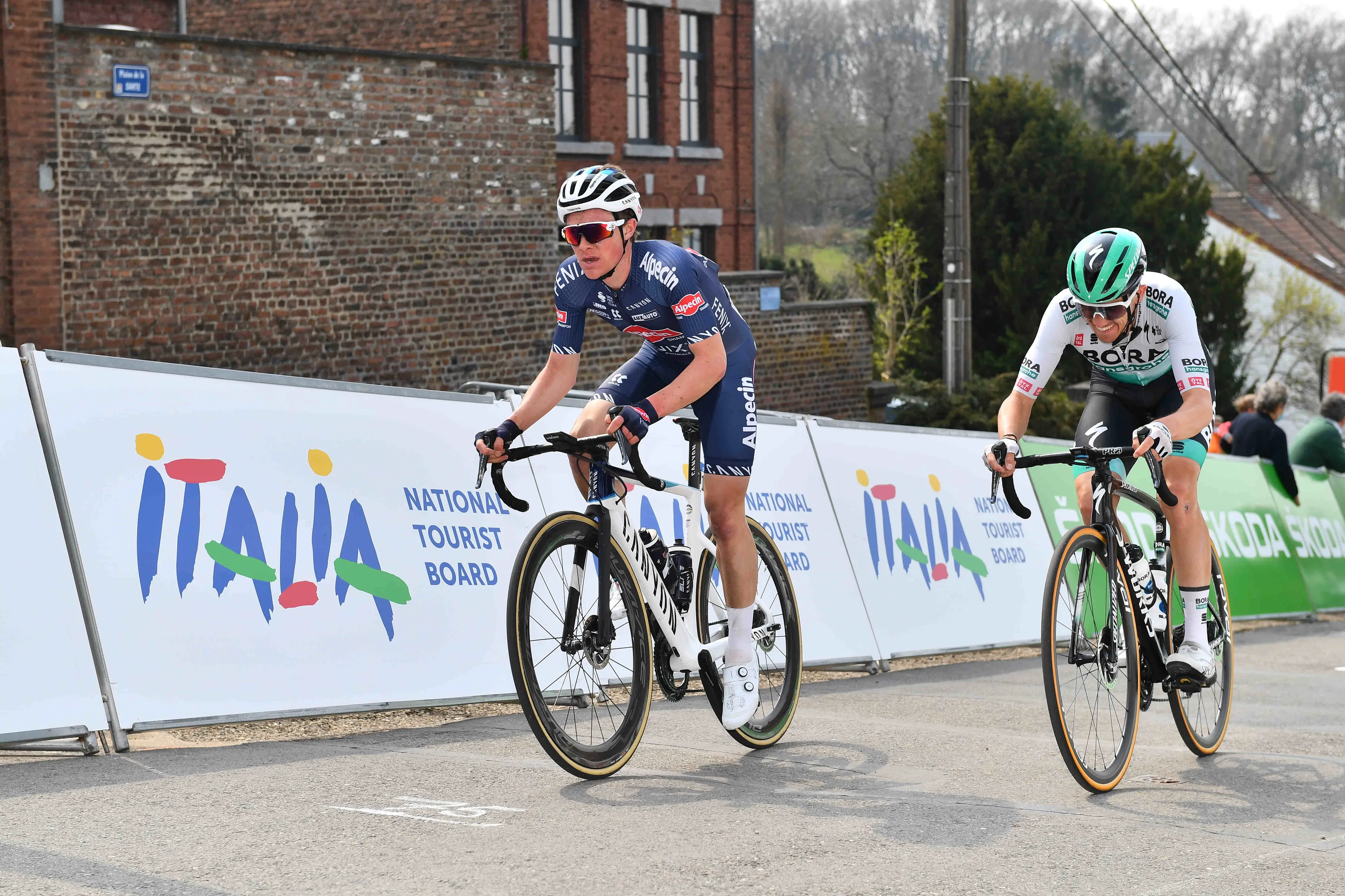 INEOS Grenadiers-aanwinst wil nieuwe Froome worden: 'Voorzichtig zijn met mijn ontwikkeling'