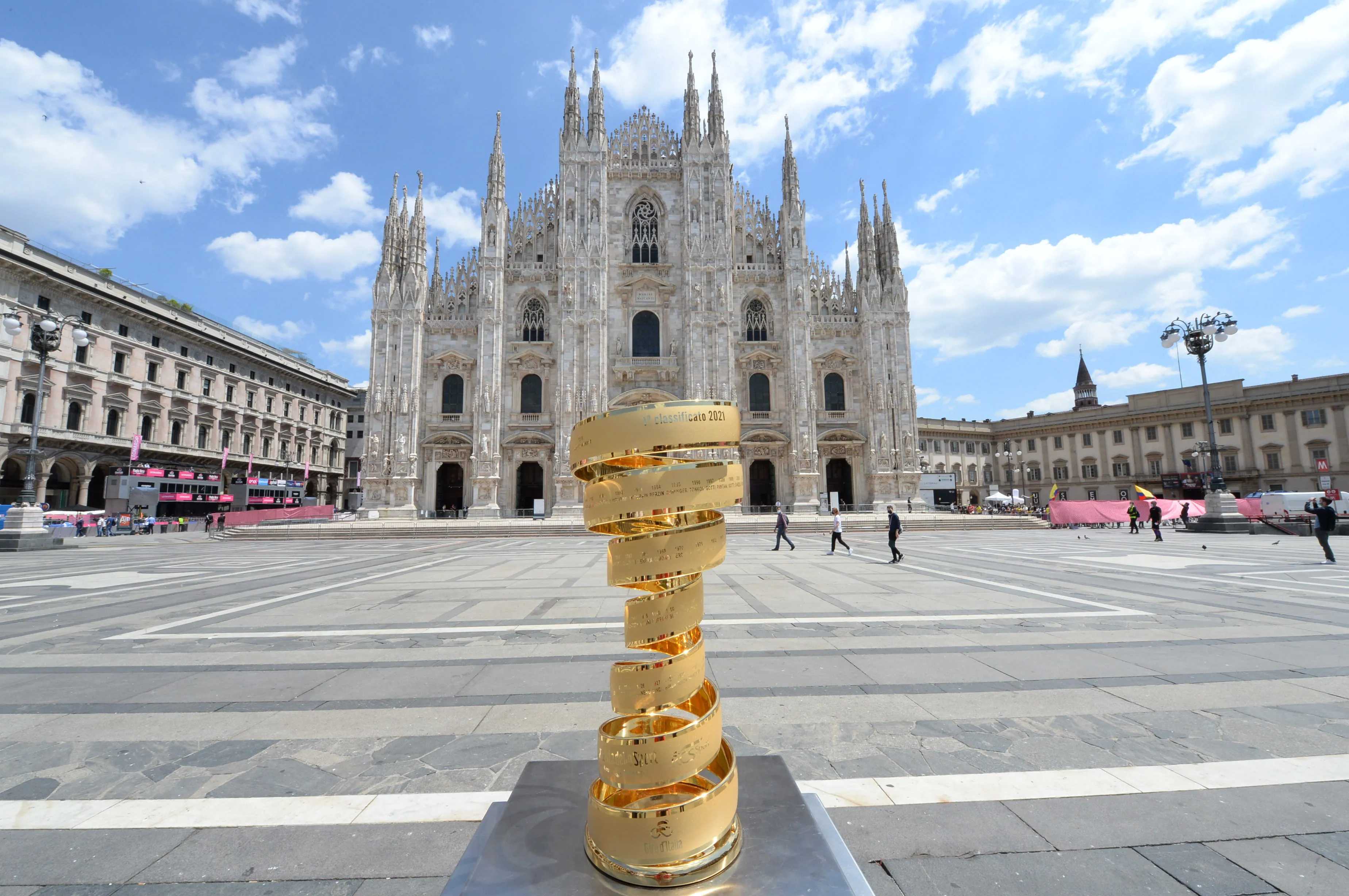 Deelnemers Giro d'Italia 2022 | Zes ploegen hebben achttal op papier