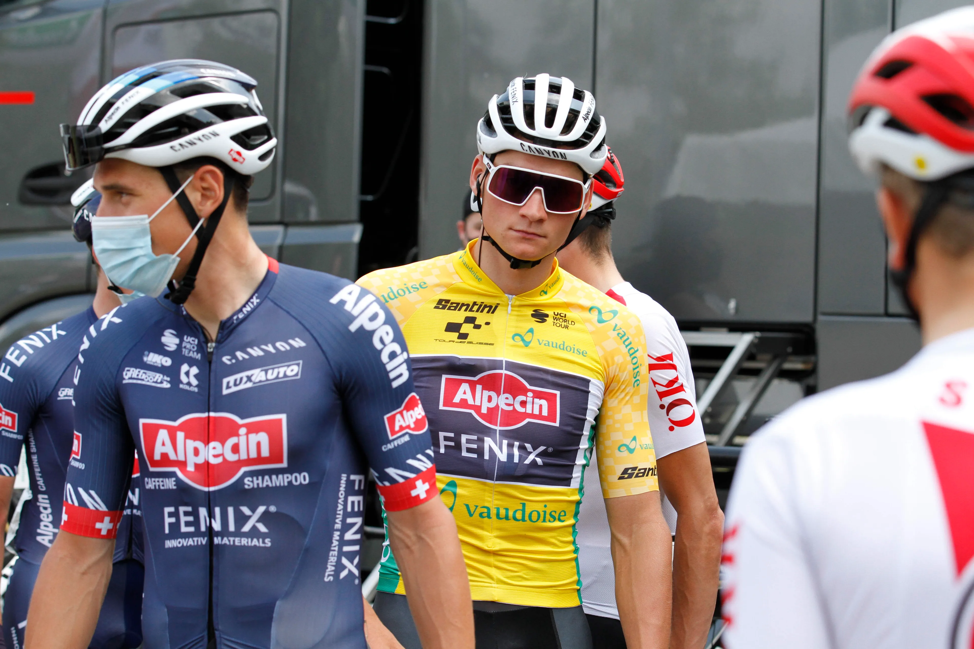 Rug Van der Poel blijft verbeteren: 'Af en toe een reactie, maar niet zoals de afgelopen jaren'