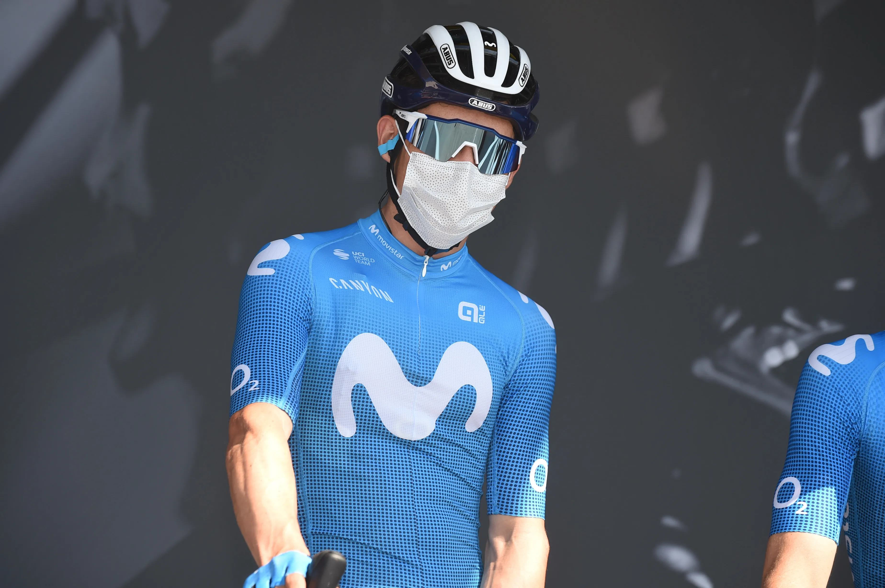 López nestelt zich tussen wielerlegendes met knaltijd op Mont Ventoux