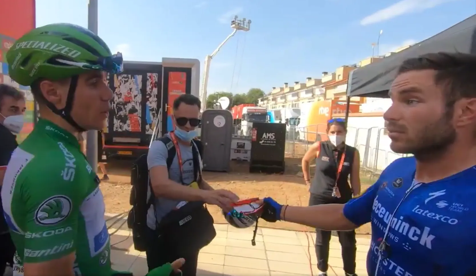 Jakobsen gefrustreerd na finish: 'Als je niet achterom kijkt, ben je geen lead-out voor mij'