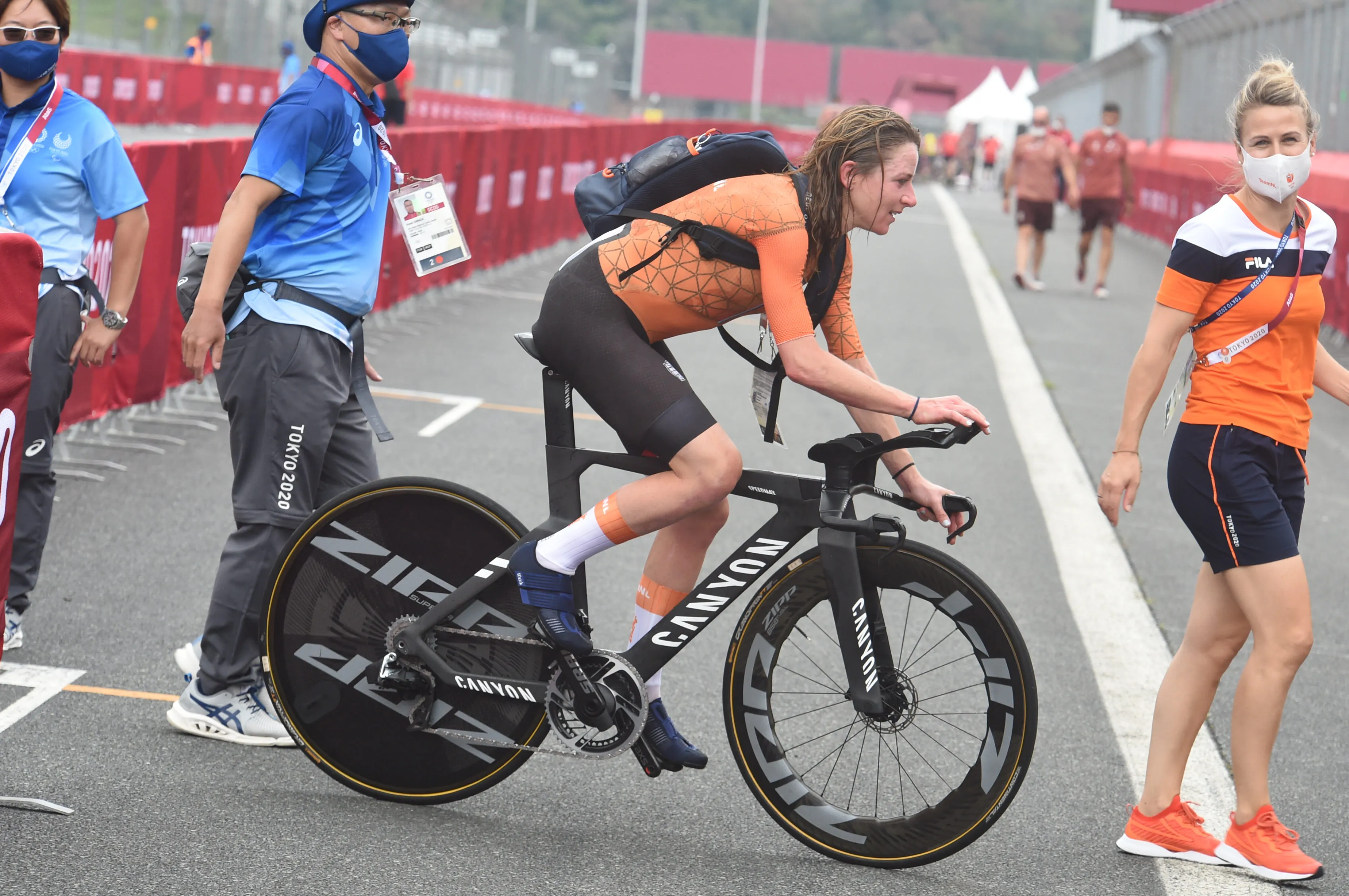 Nederland gaat voor WK-titel met Van Vleuten en Vos, Van Dijk verdedigt titel in tijdrit