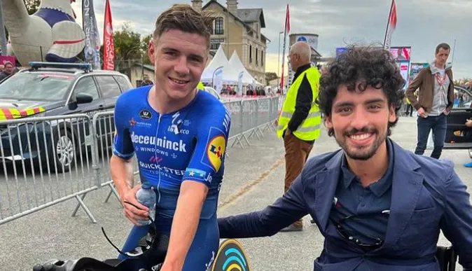 Evenepoel kan Chrono des Nations-prestatie relativeren na ontmoeting met oude opponent