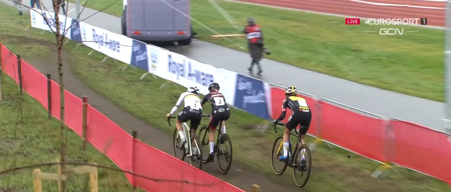 Vos verschalkt Brand en Betsema in Rucphen na zeer spannende slotfase