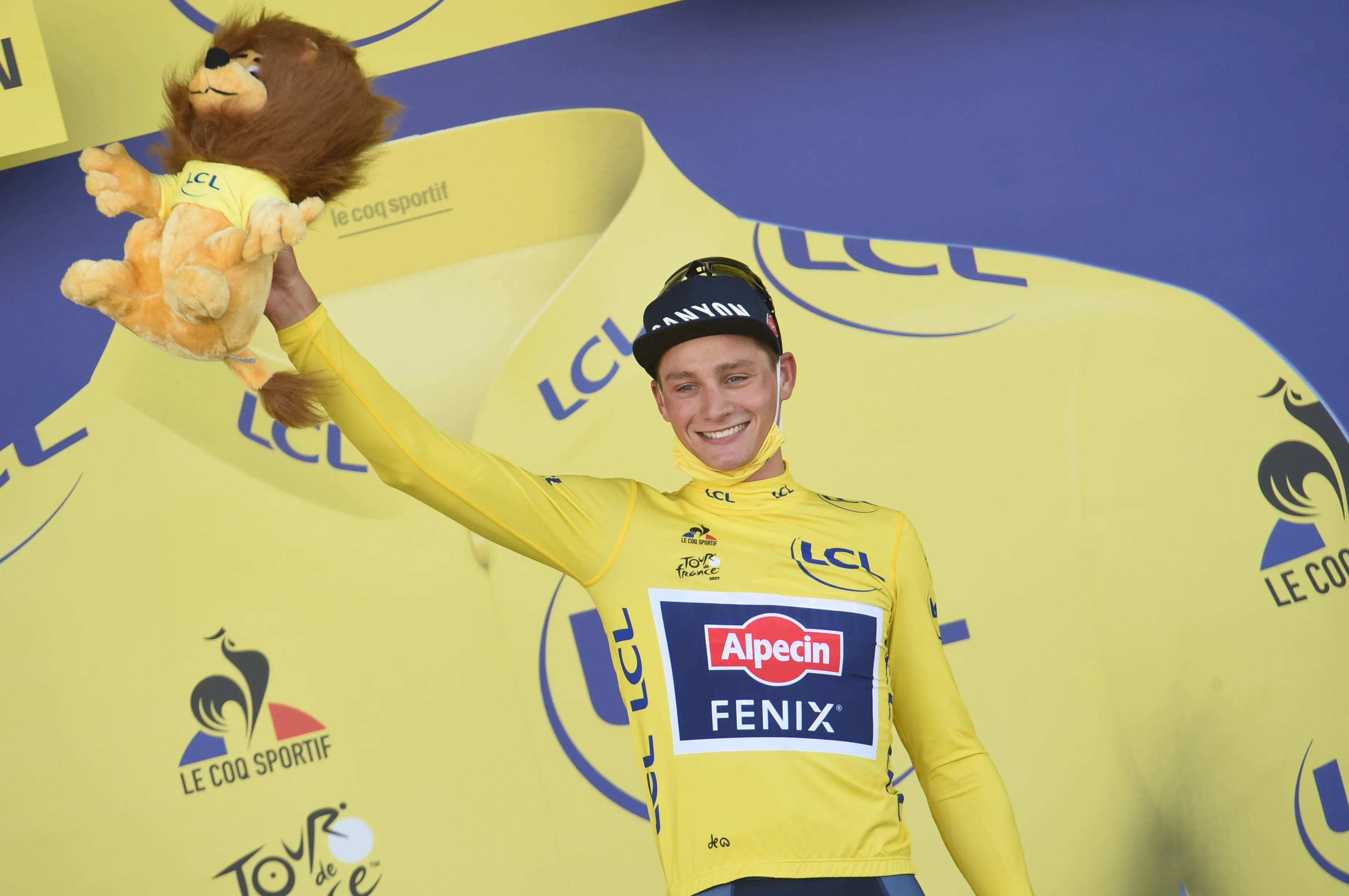 Van der Poel kiest voor succesvol 2021-programma richting grote klassiekers en Tour de France