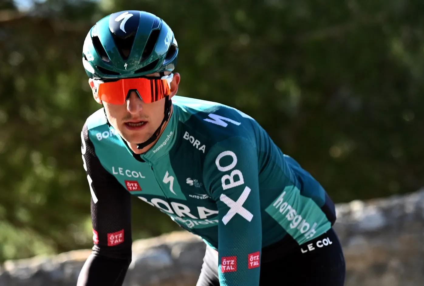 BORA ziet Kämna afhaken en trekt met Higuita, Hindley én Schelling naar Strade Bianche