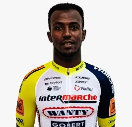 Pas 21-jarige Ghirmay wint Trofeo Alcudia: 'Verrassing om de grote sprinters te verslaan'