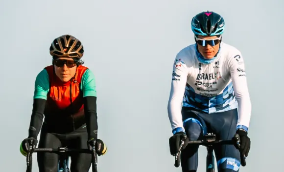 Opvallend: olympisch kampioene Kiesenhofer sluit aan bij trainingskamp mannen Israel-Premier Tech