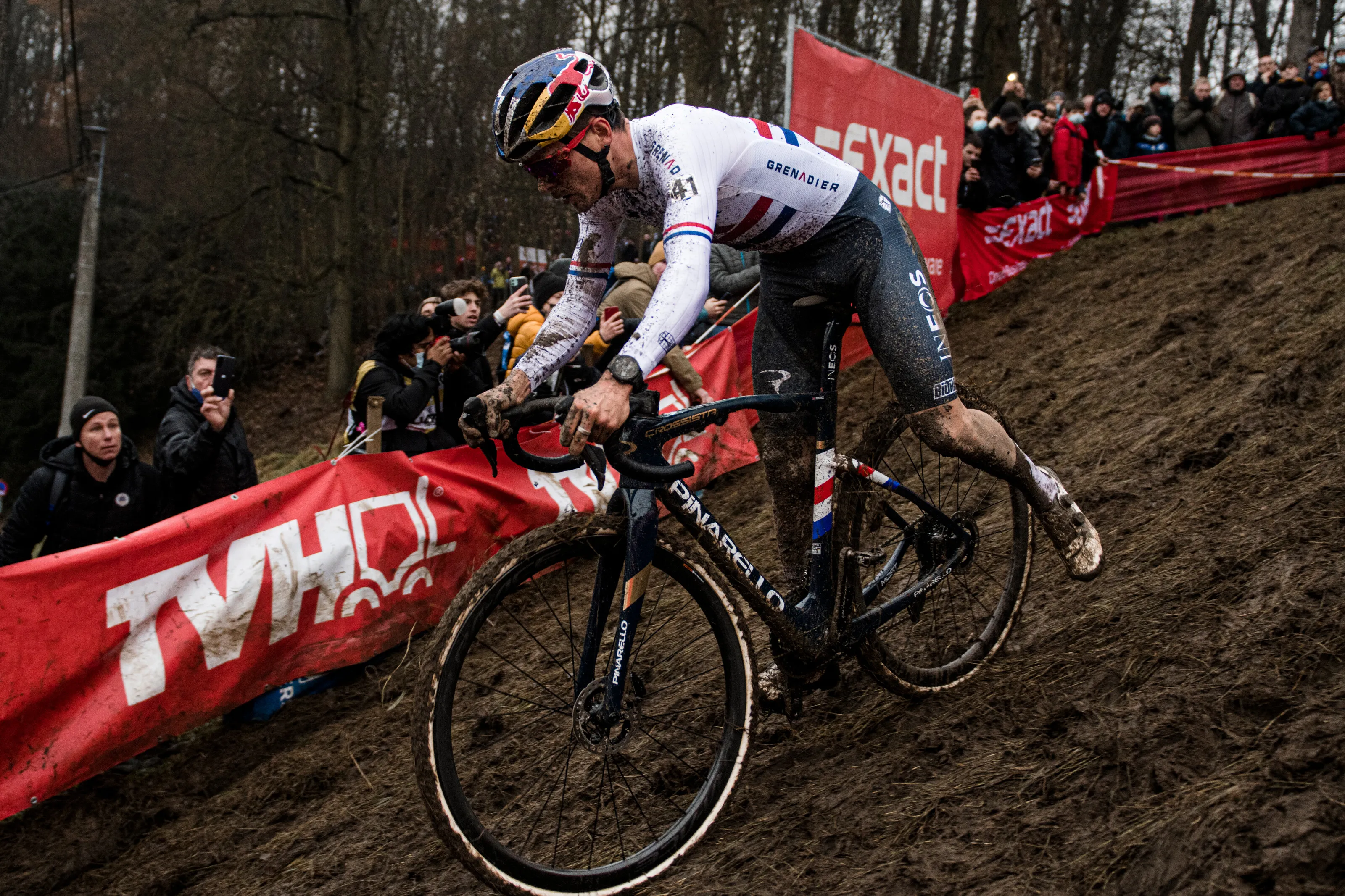 Pidcock over Belgisch blok op WK: 'Misschien moet ik vrienden worden met Van der Haar'