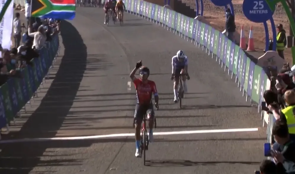 Buitrago boekt eerste profzege en klopt Bagioli na boeiend gevecht in Saudi Tour