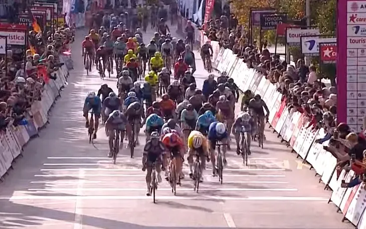 Mareczko klopt De Kleijn in laatste etappe Antalya, Hindsgaul bezorgt Uno-X de eindzege