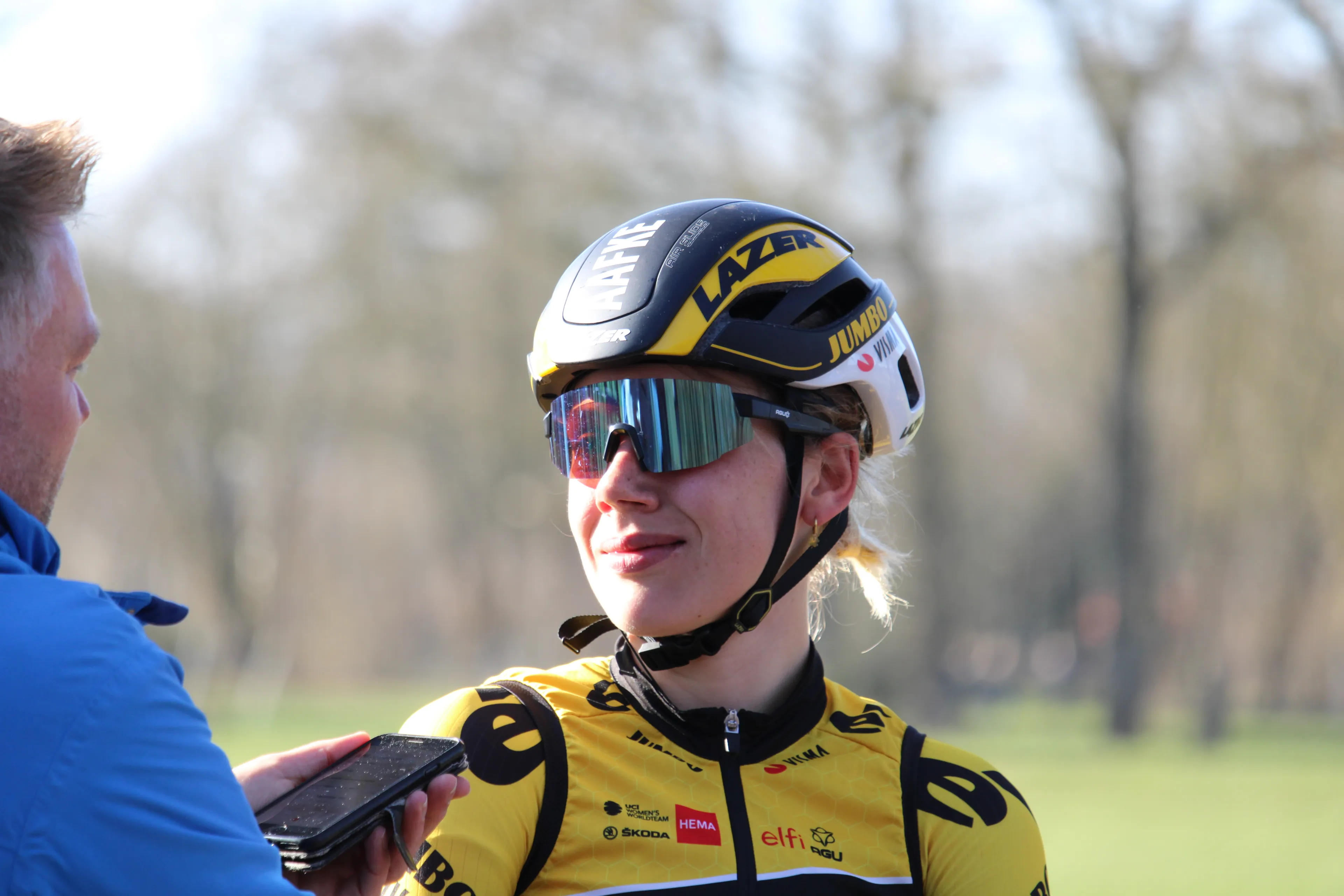 Jumbo-Visma-renster Soet stopt en doet anorexia-bekentenis: 'Veel collega's lijden er ook aan'