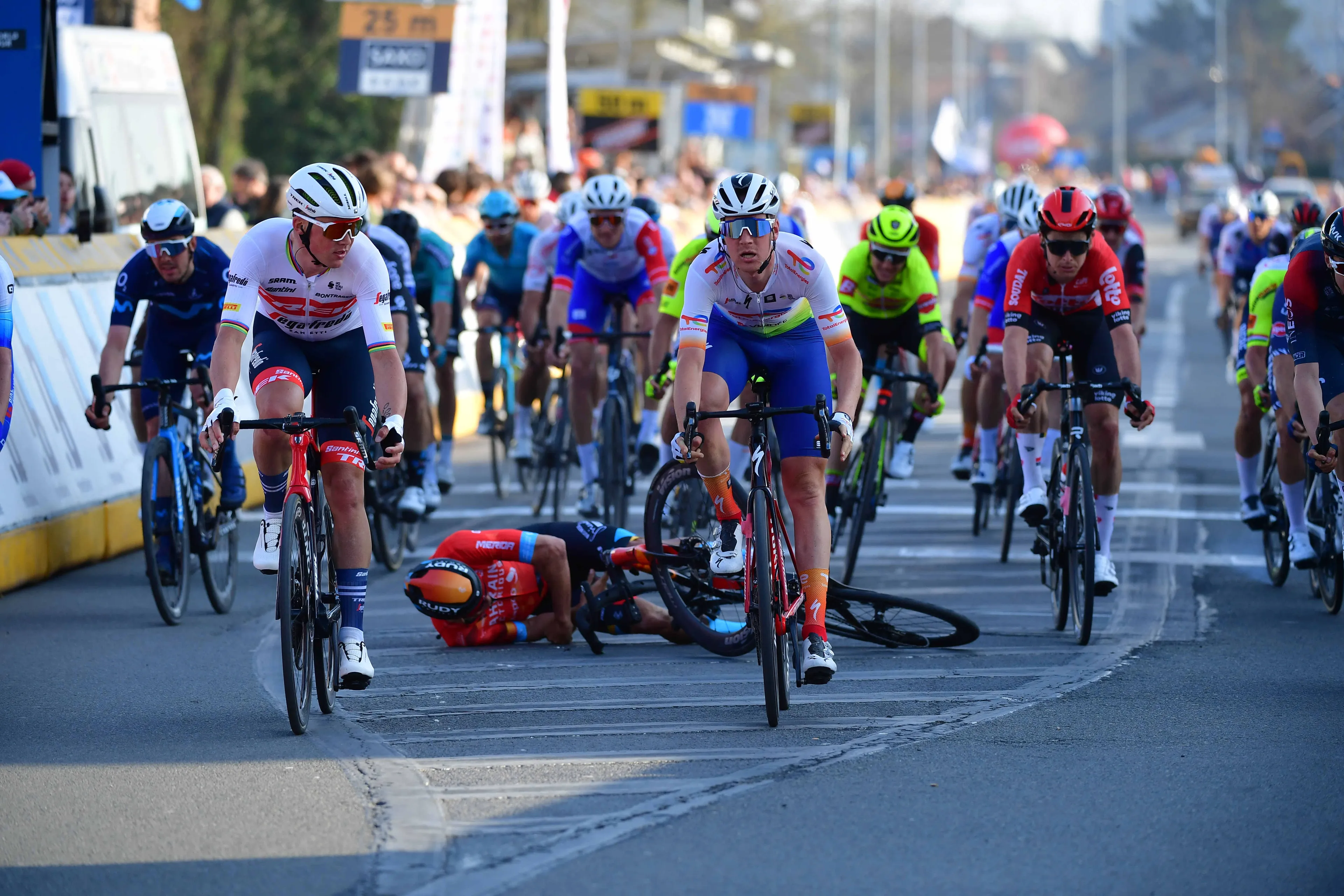 Trek-Segafredo kan verwachtingen niet waarmaken in E3: 'Goed, maar niet goed genoeg'
