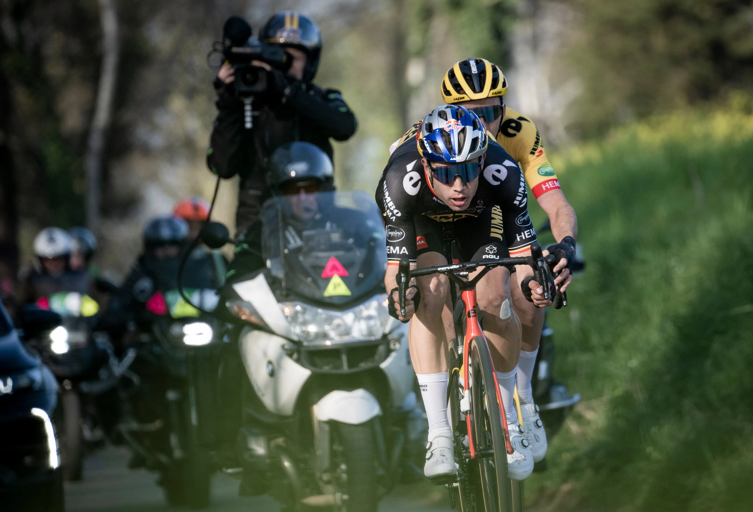Van Aert en Pogacar vechten het uit bij wedkantoren, veel outsiders voor Luik-Bastenaken-Luik