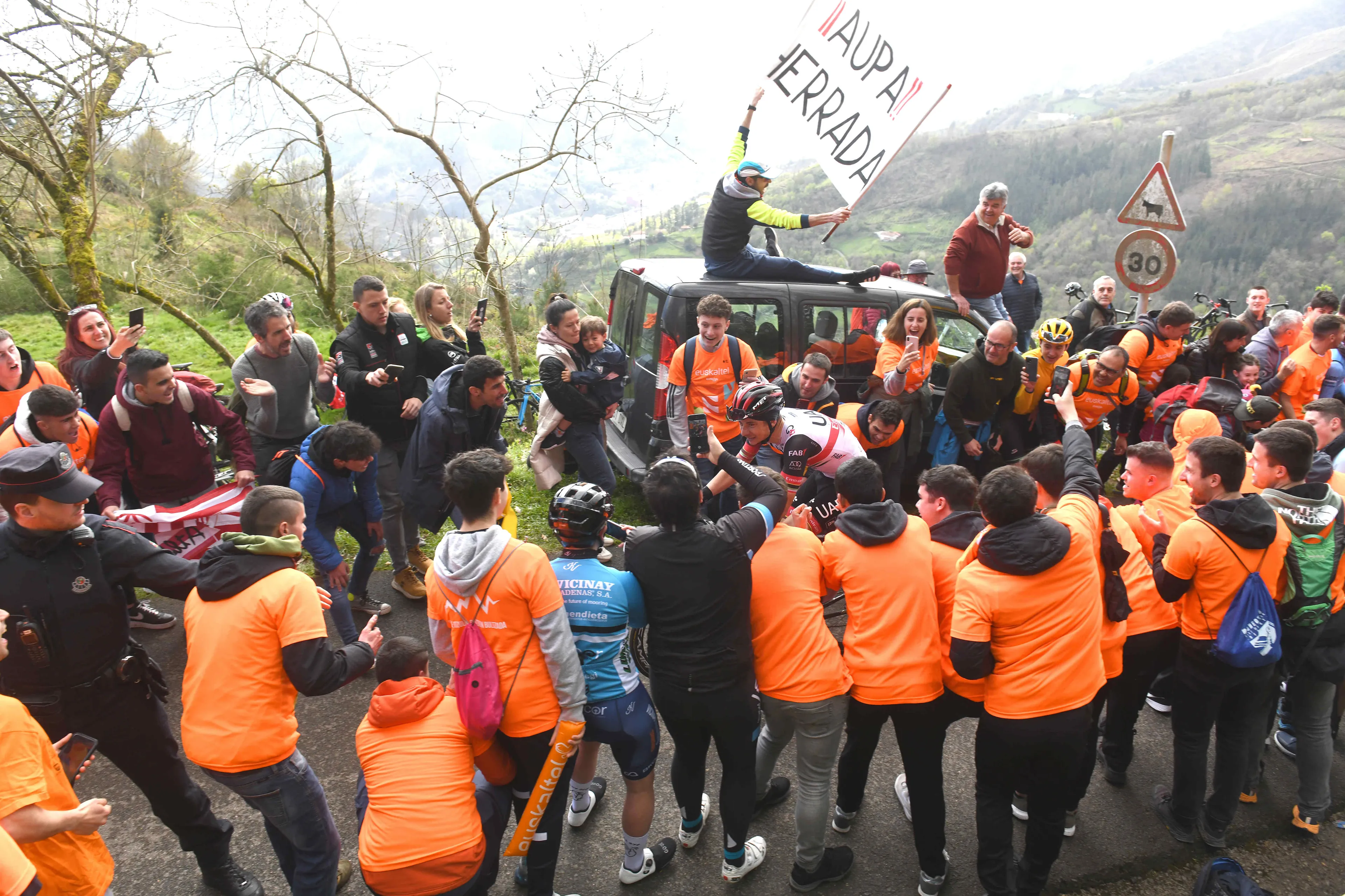 Parcours en uitslagen Ronde van het Baskenland 2025 | Na tijdrit nog een inkomertje, naar Baskische begrippen