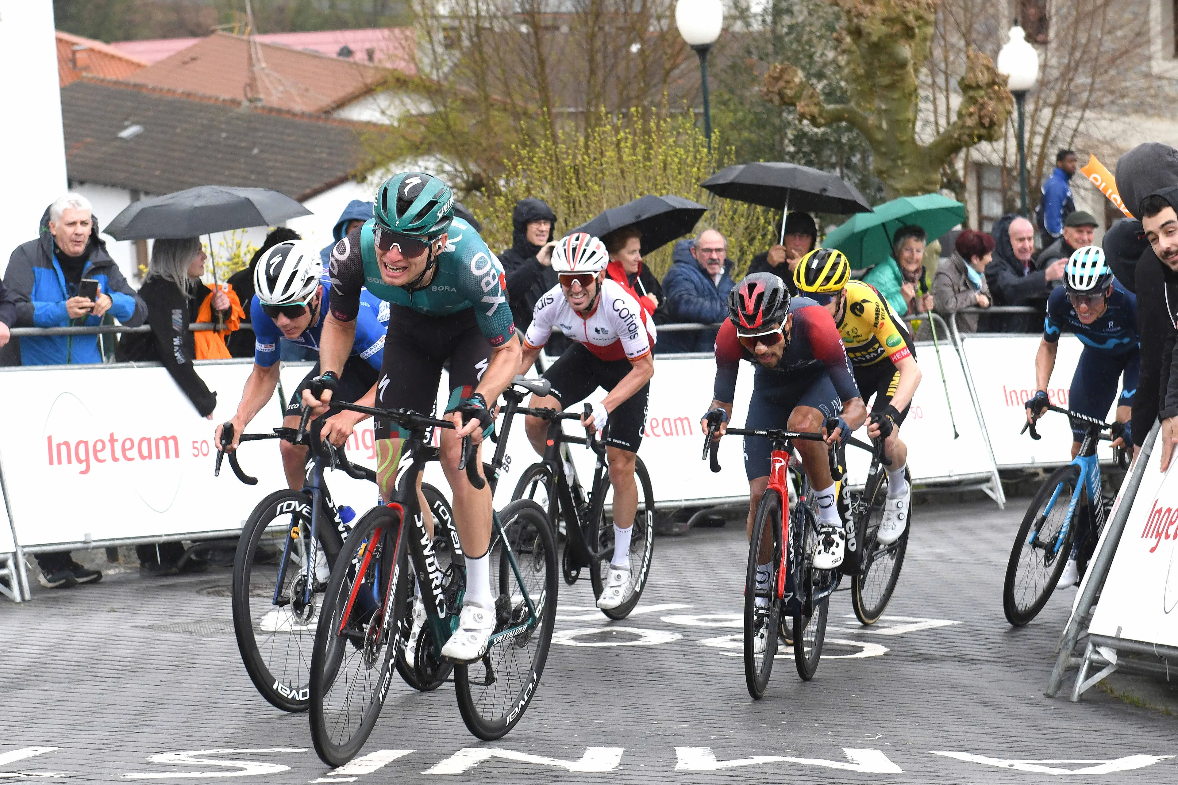 Favorieten etappe 1 Ronde van Zwitserland 2022 | Punchers en klassementsmannen meteen uit hun kot!