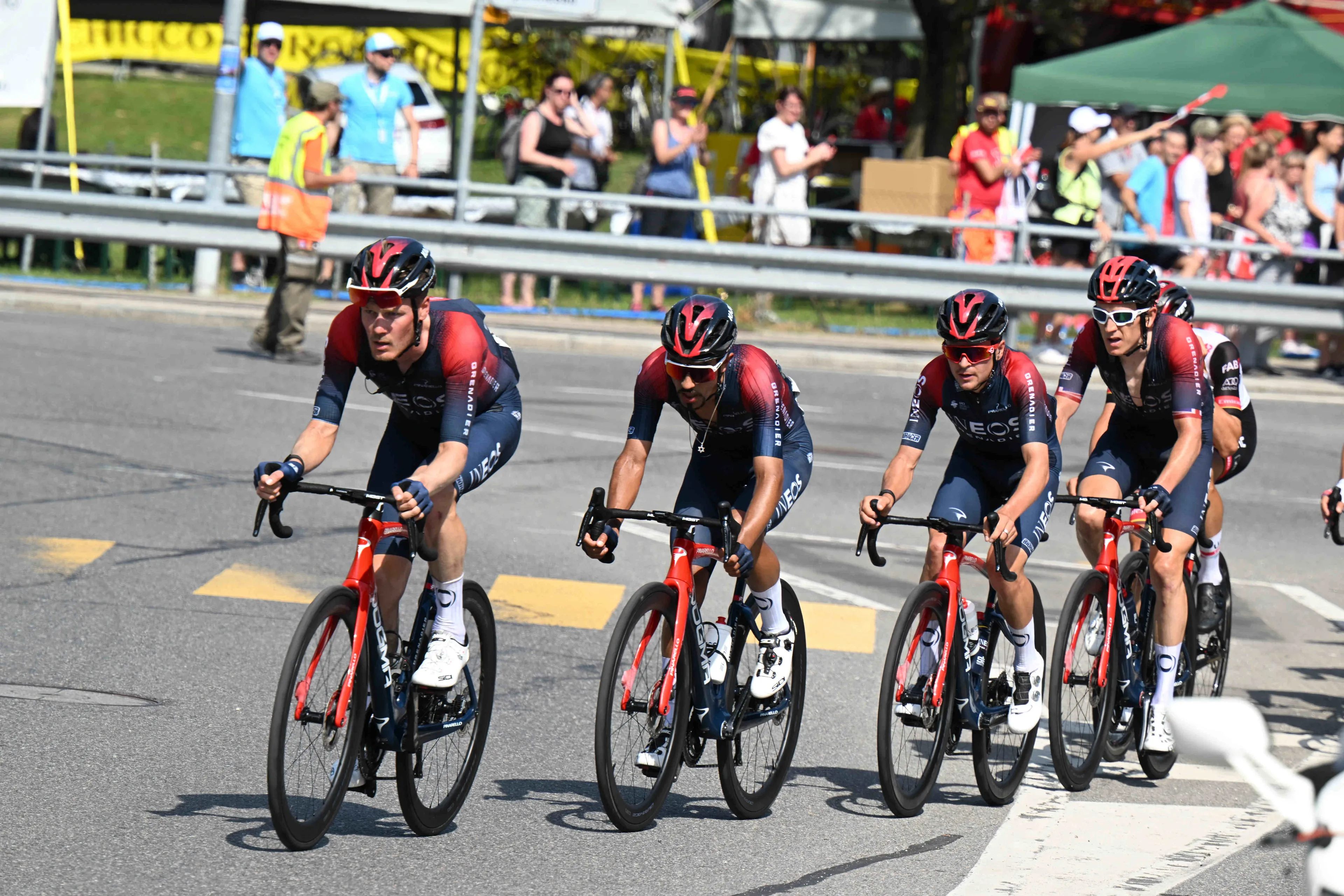 ineos grenadiers dylan van baarle