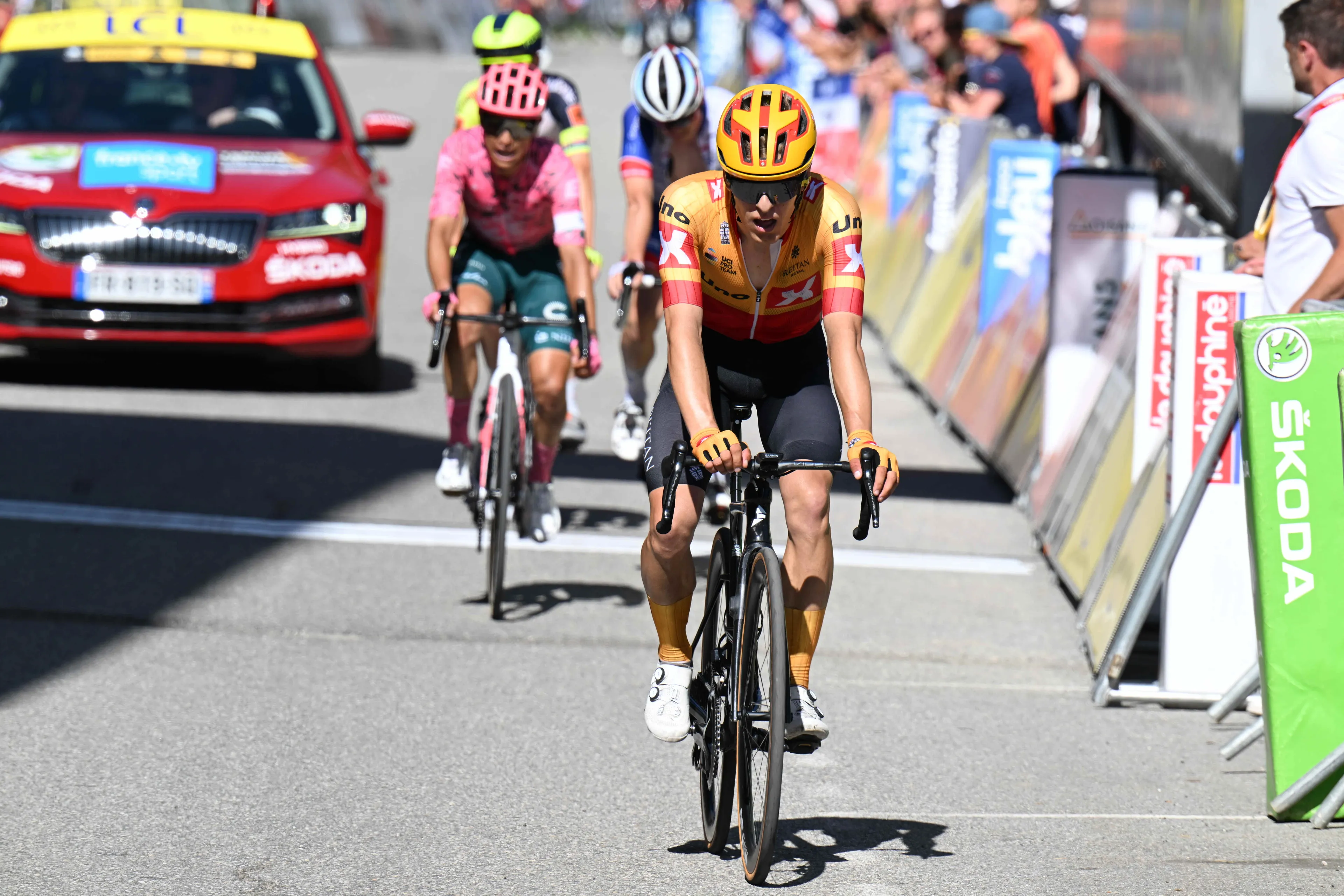 Broers Johannessen in zwaar weer: Tobias geopeerd aan knie, Anders kampt met ontstoken hartspier