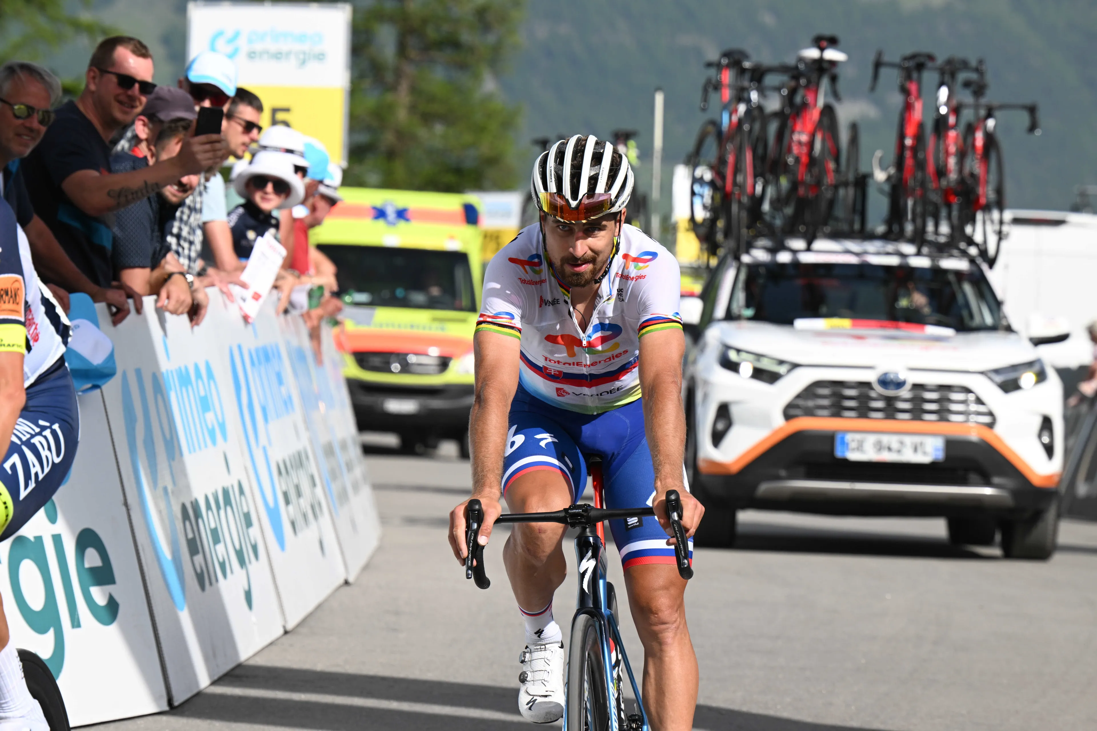 Peter Sagan bij comeback in Zwitserland opnieuw getroffen door corona