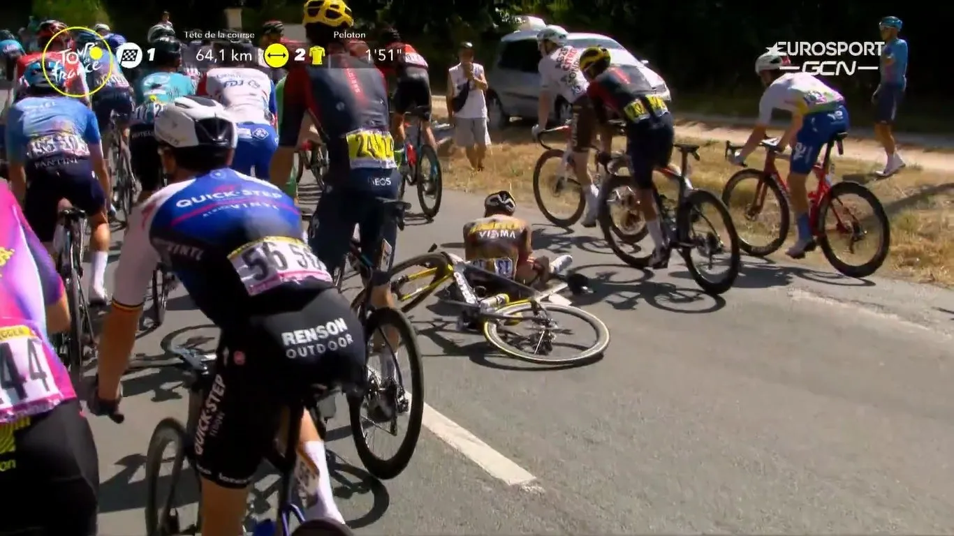 Jumbo-Visma verliest na Roglic ook Kruijswijk na zware val in de Tour