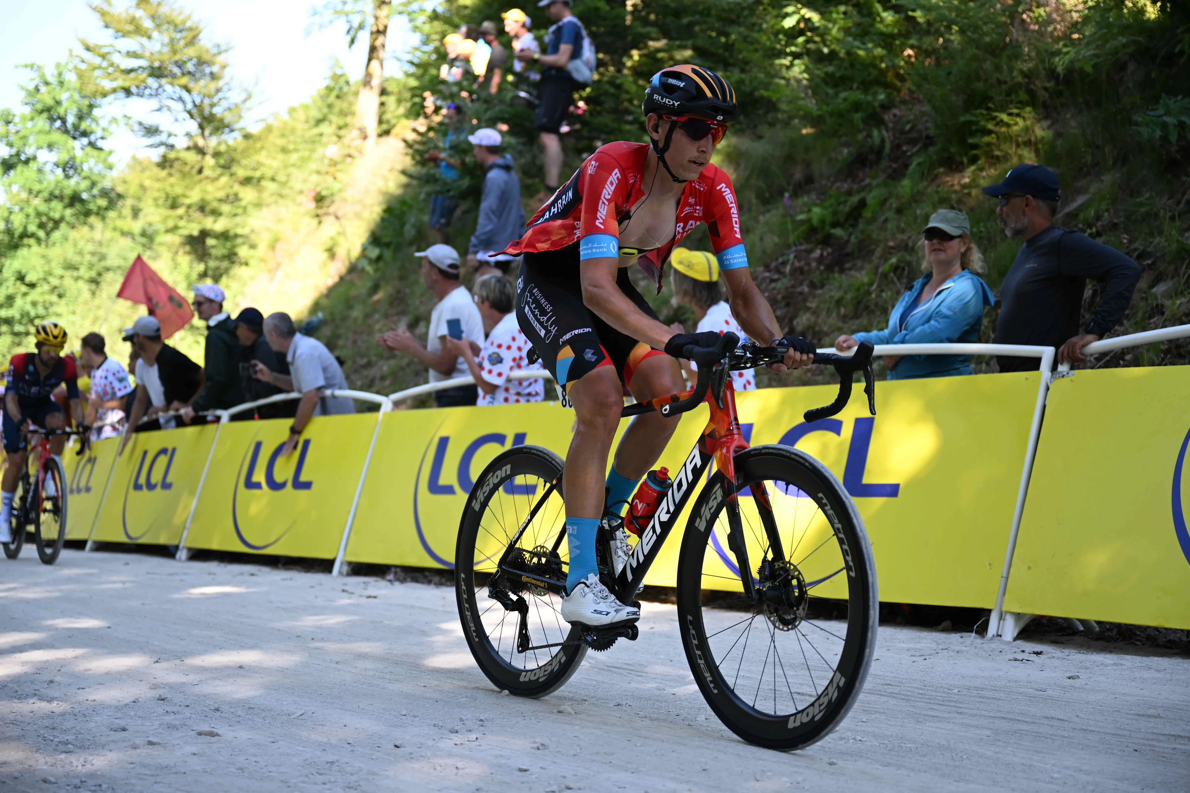 Vluchter Teuns wist al vroeg dat het moeilijk werd: 'Had al voorspeld dat Pogacar voor zege ging'
