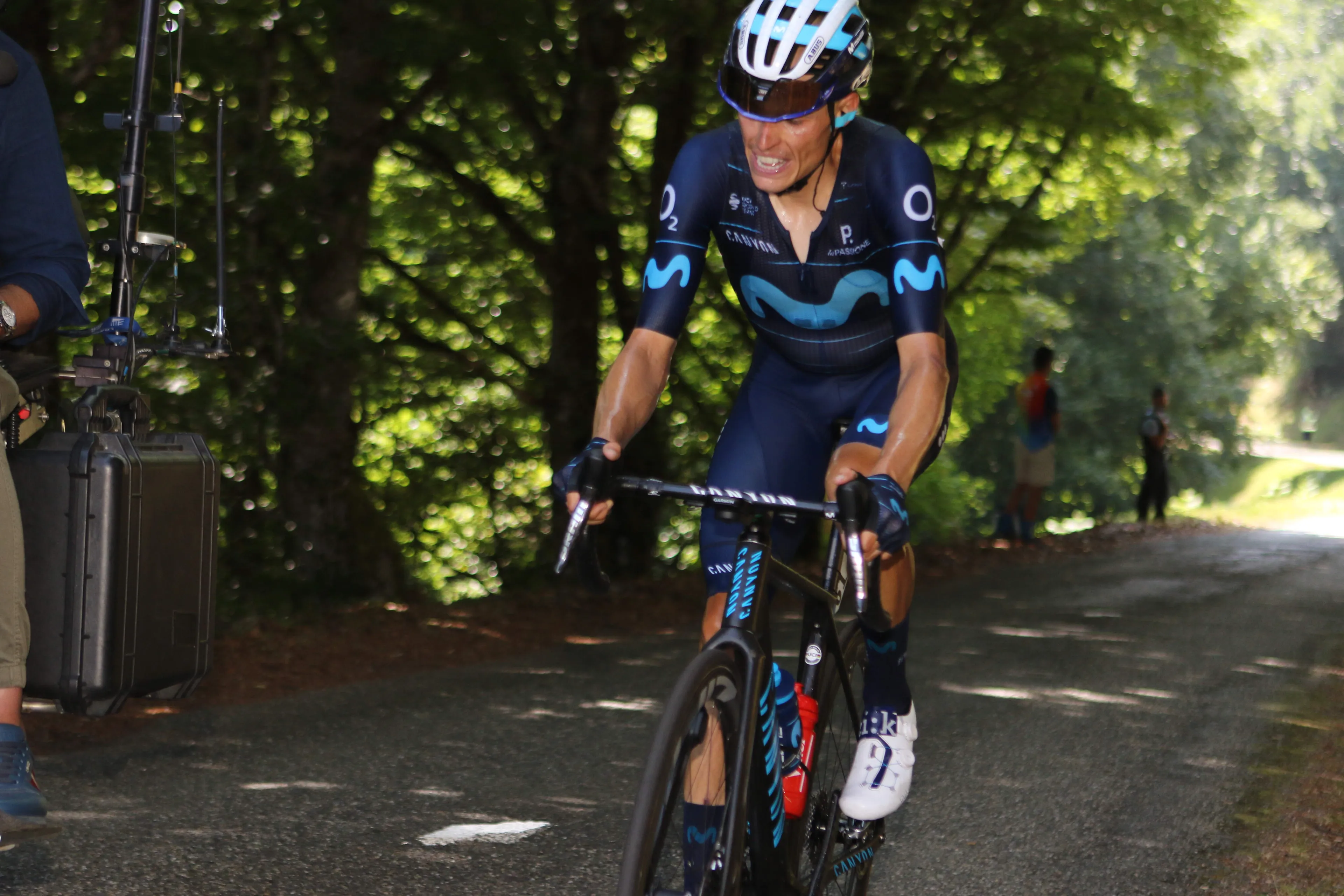 Movistar-baas baalt van budget: 'Van Aert is een fenomeen, Mas niet klaar om team te dragen'