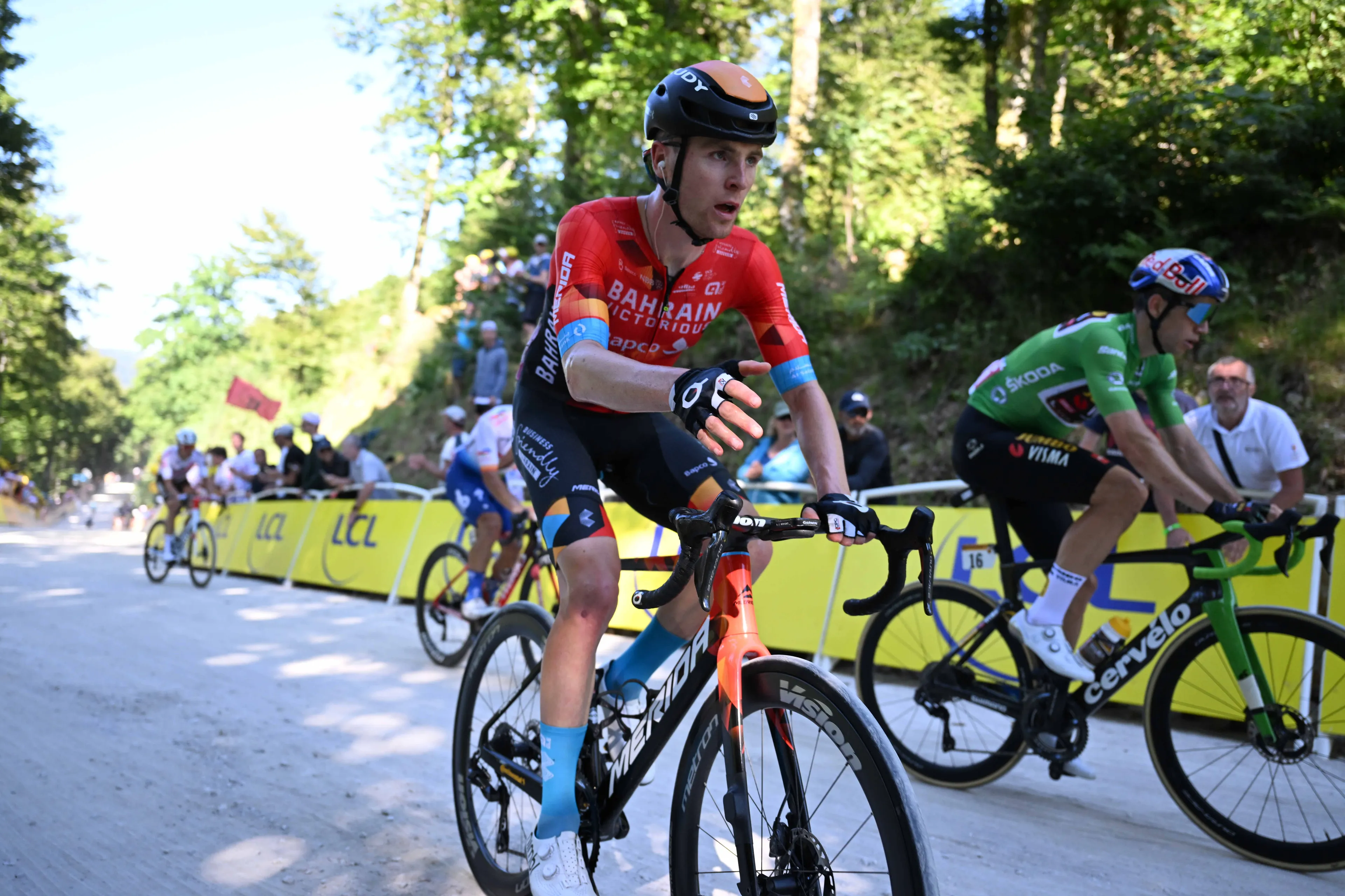 Boetes en tijdstraffen Tour de France 2022 | Vluchter Fred Wright op de bon