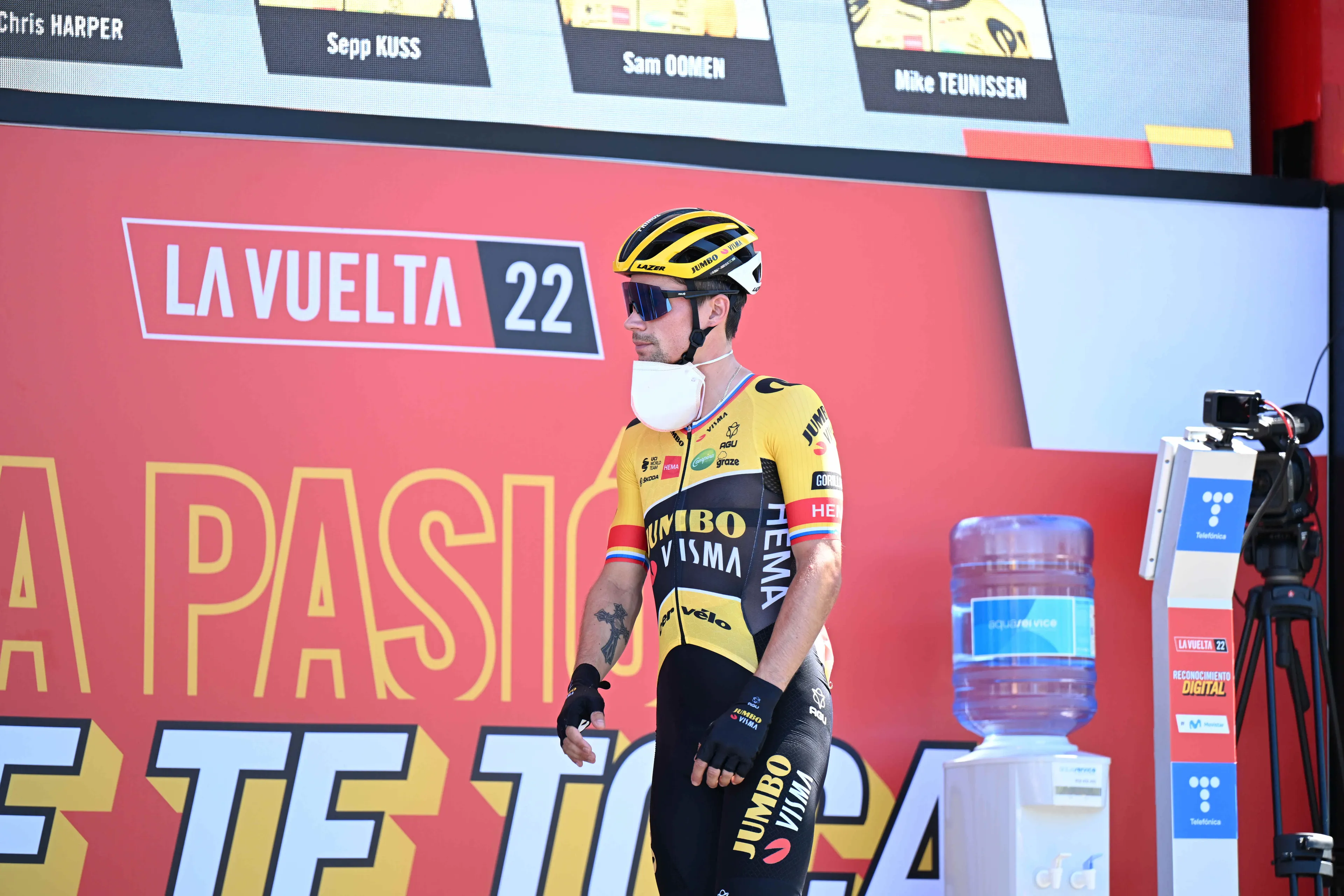 Jumbo-Visma heel benieuwd naar Roglic: 'Hij had een forse blessure, 2,5 week kunnen trainen'