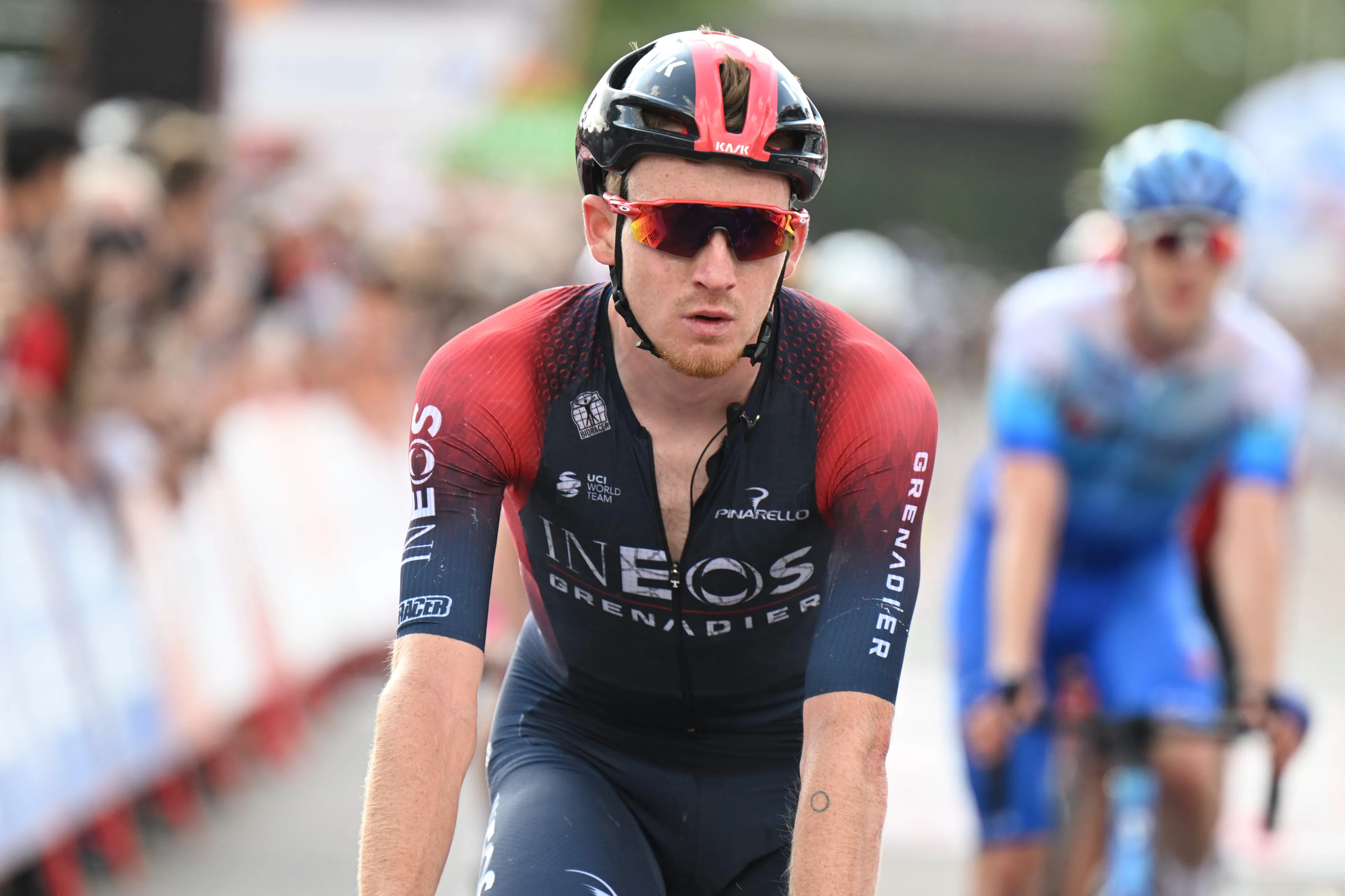 Geoghegan Hart grapt na nieuwe zege Vine: 'Hij vecht zich nog terug in het klassement'