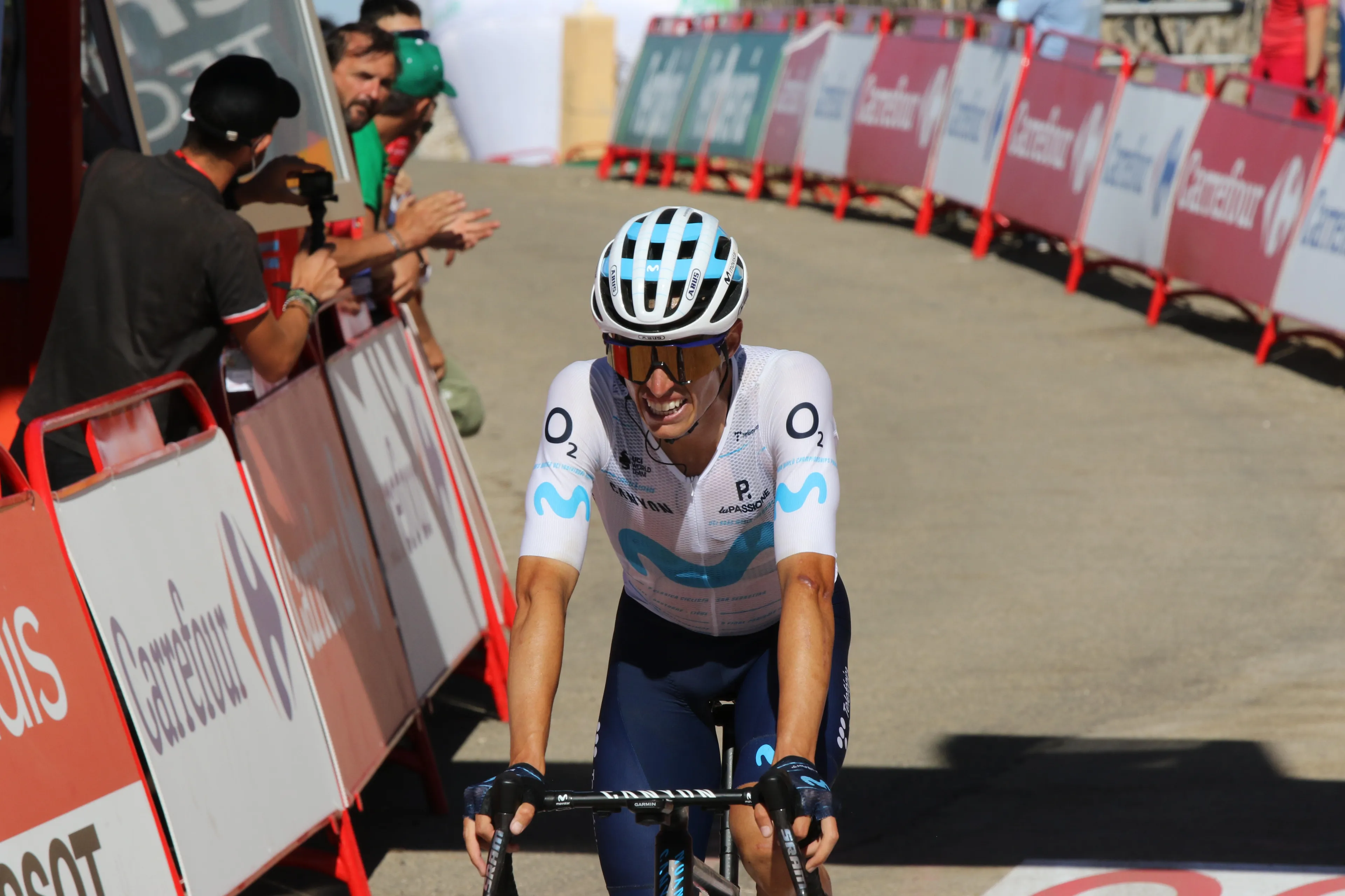 Mas zet daalangst om in glansrijke tweede plek: 'Moeilijke periode achter de rug'