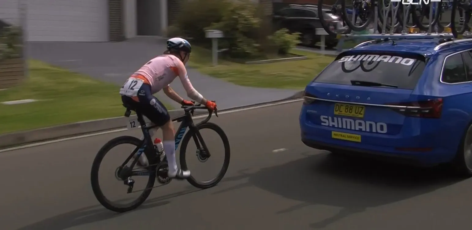 Bruyneel haalt hard uit naar Lappartient en UCI, dat ook op andere manier opvallend in het nieuws komt